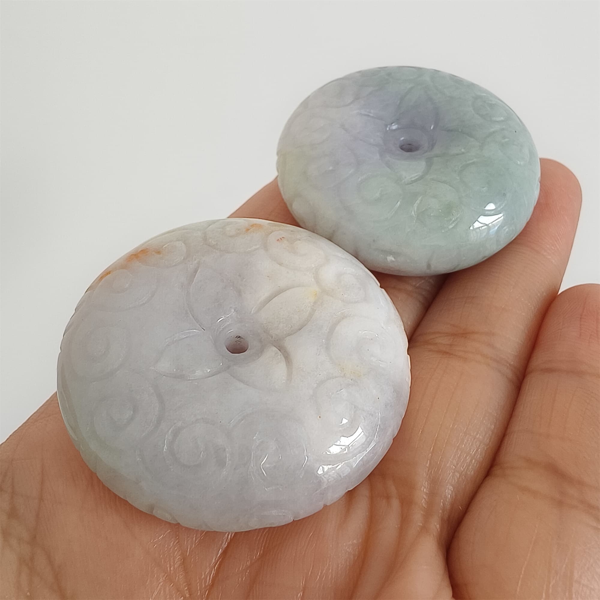 DDP | 1pc Natural Certificated Type A Icy Waxy Light Green Lavender Burmese Jadeite Safety Buckle Pendant With Flowers Carved,Amulet Pendant