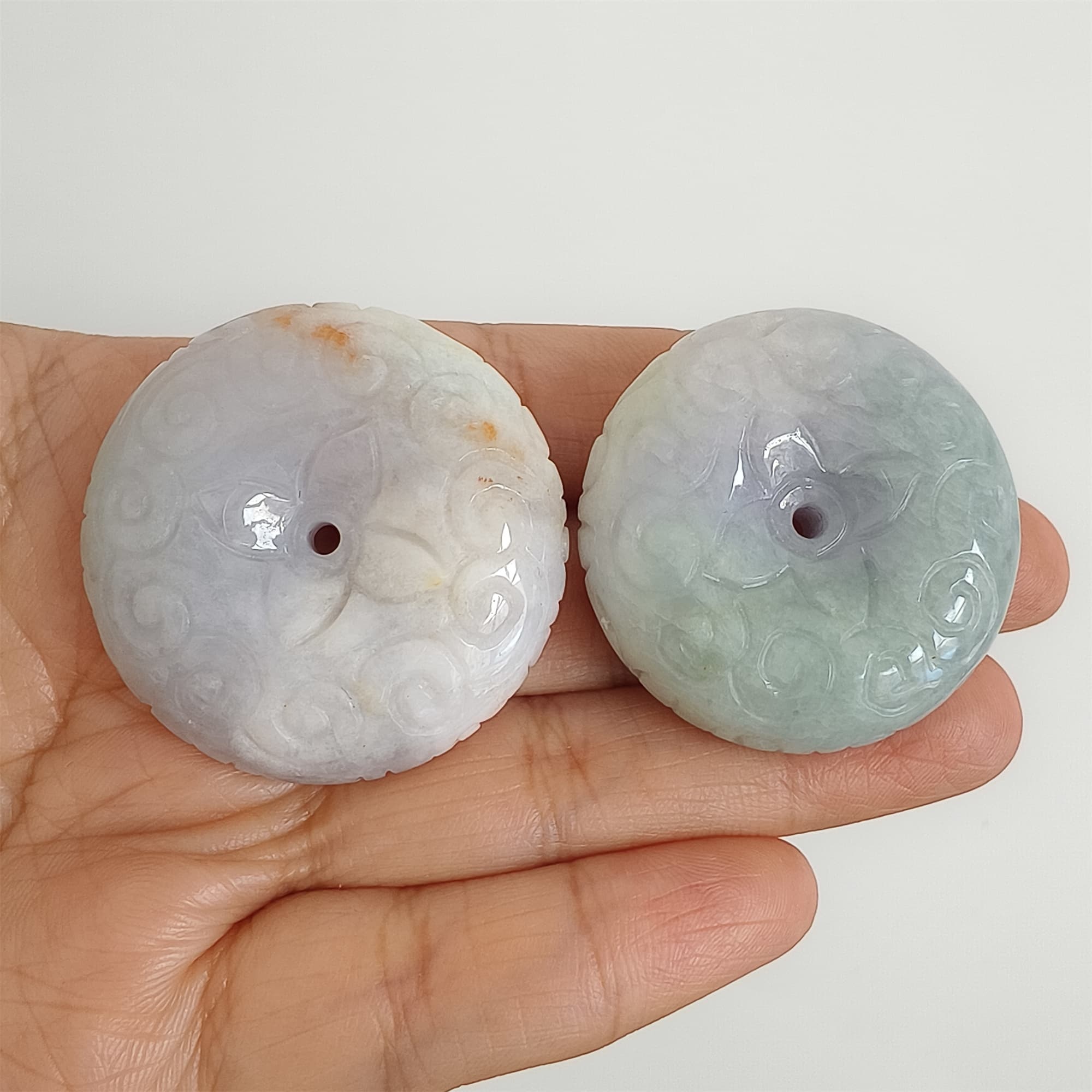 DDP | 1pc Natural Certificated Type A Icy Waxy Light Green Lavender Burmese Jadeite Safety Buckle Pendant With Flowers Carved,Amulet Pendant