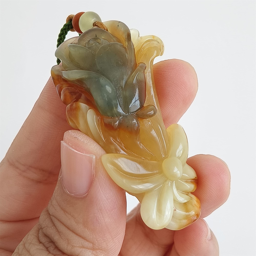 DDP 54mm Unique Untreated Natural Yellow Green Serpentine Jade Flower Pendant
