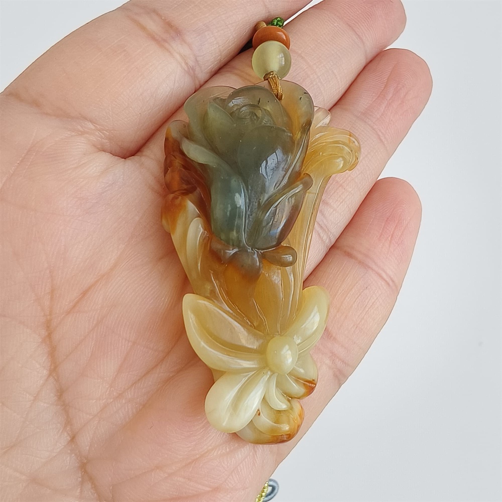 DDP 54mm Unique Untreated Natural Yellow Green Serpentine Jade Flower Pendant