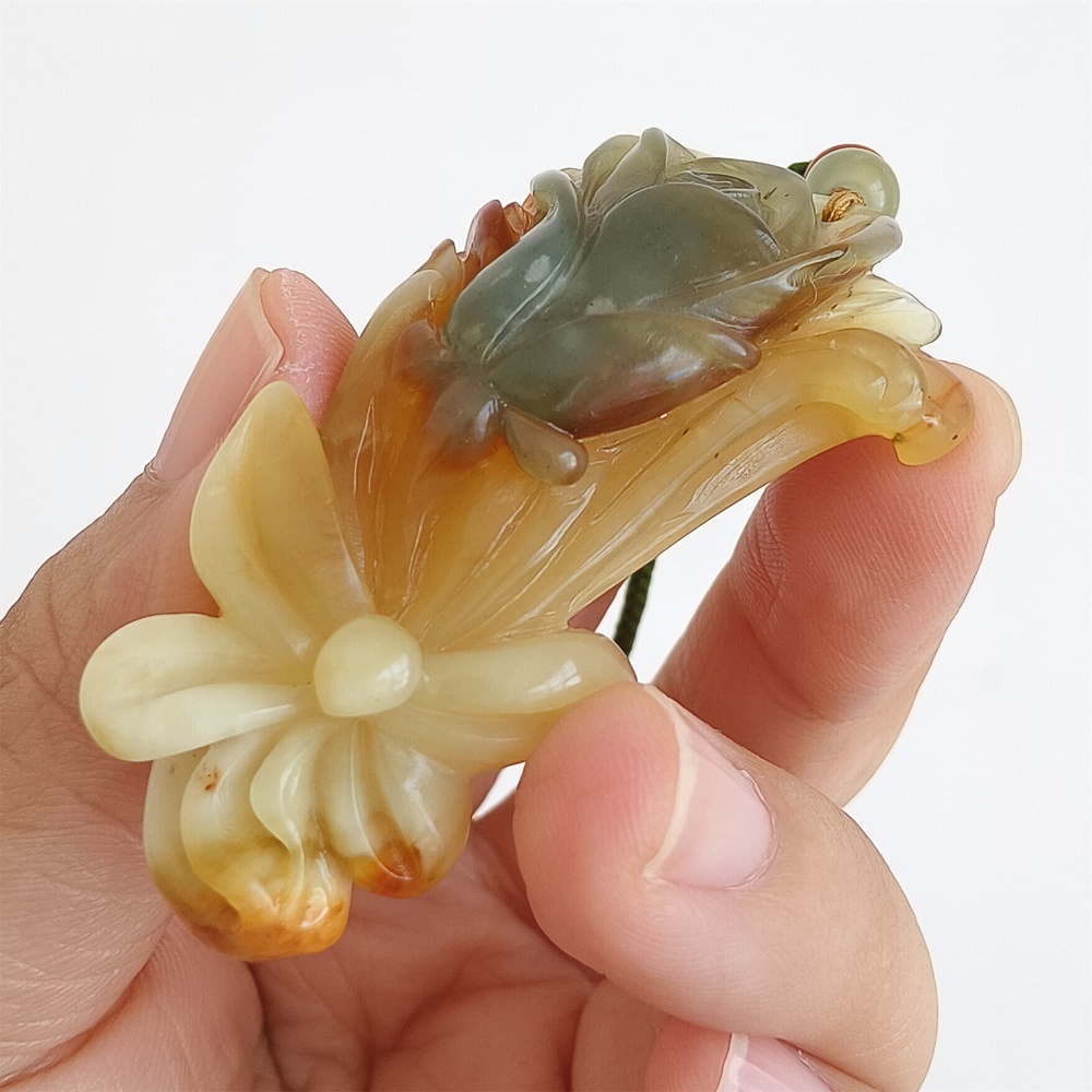 DDP 54mm Unique Untreated Natural Yellow Green Serpentine Jade Flower Pendant