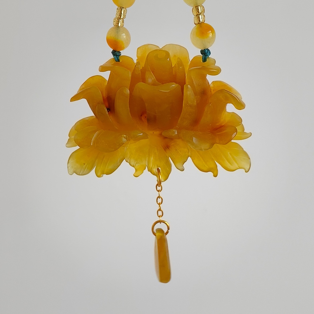 DDP 52mm Unique Untreated Natural Yellow Serpentine Jade Peony Pendant