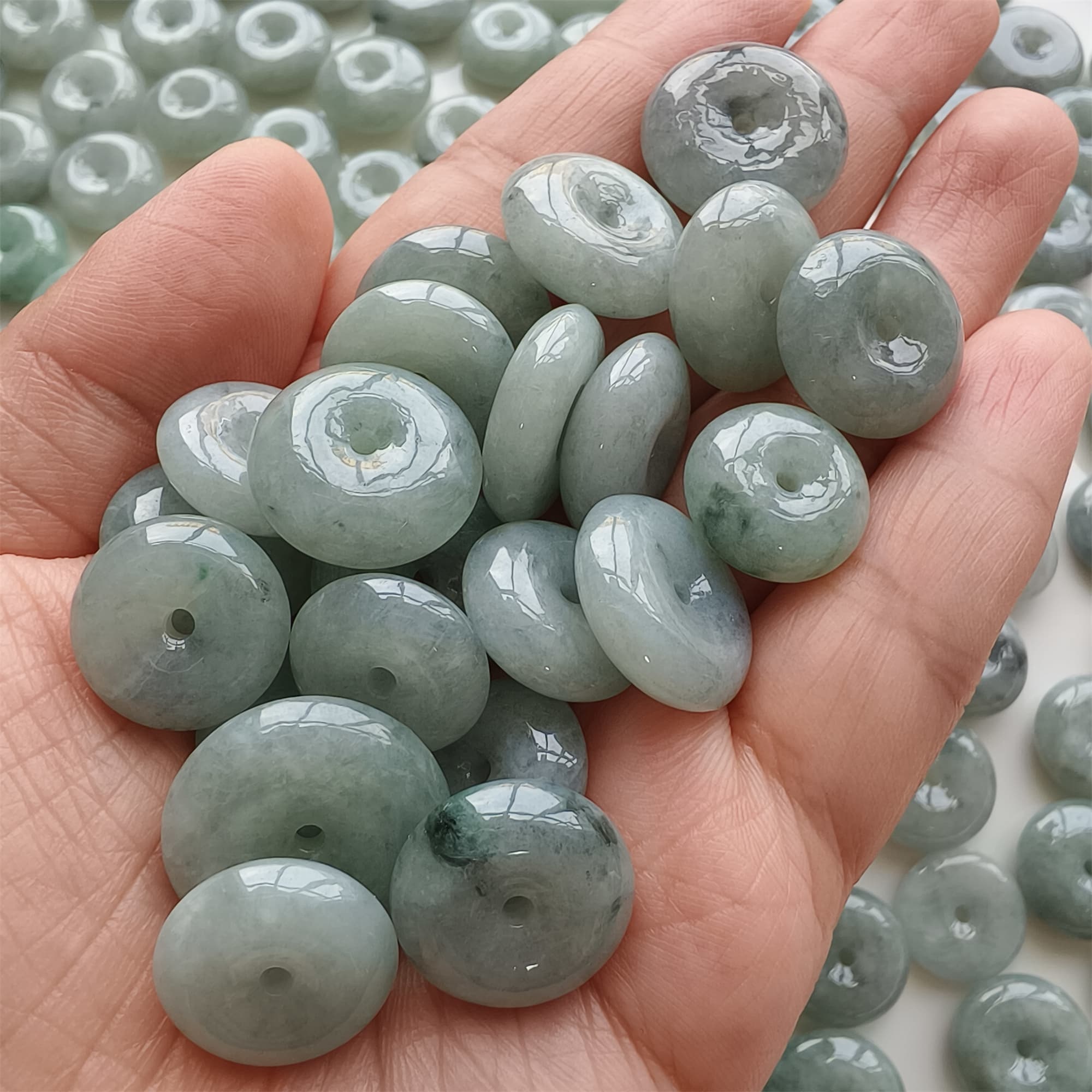 DDP 14-17mm Natural Certificated Type A Untreated Green Black Chicken Species Burmese Jadeite Safety Buckle Beads