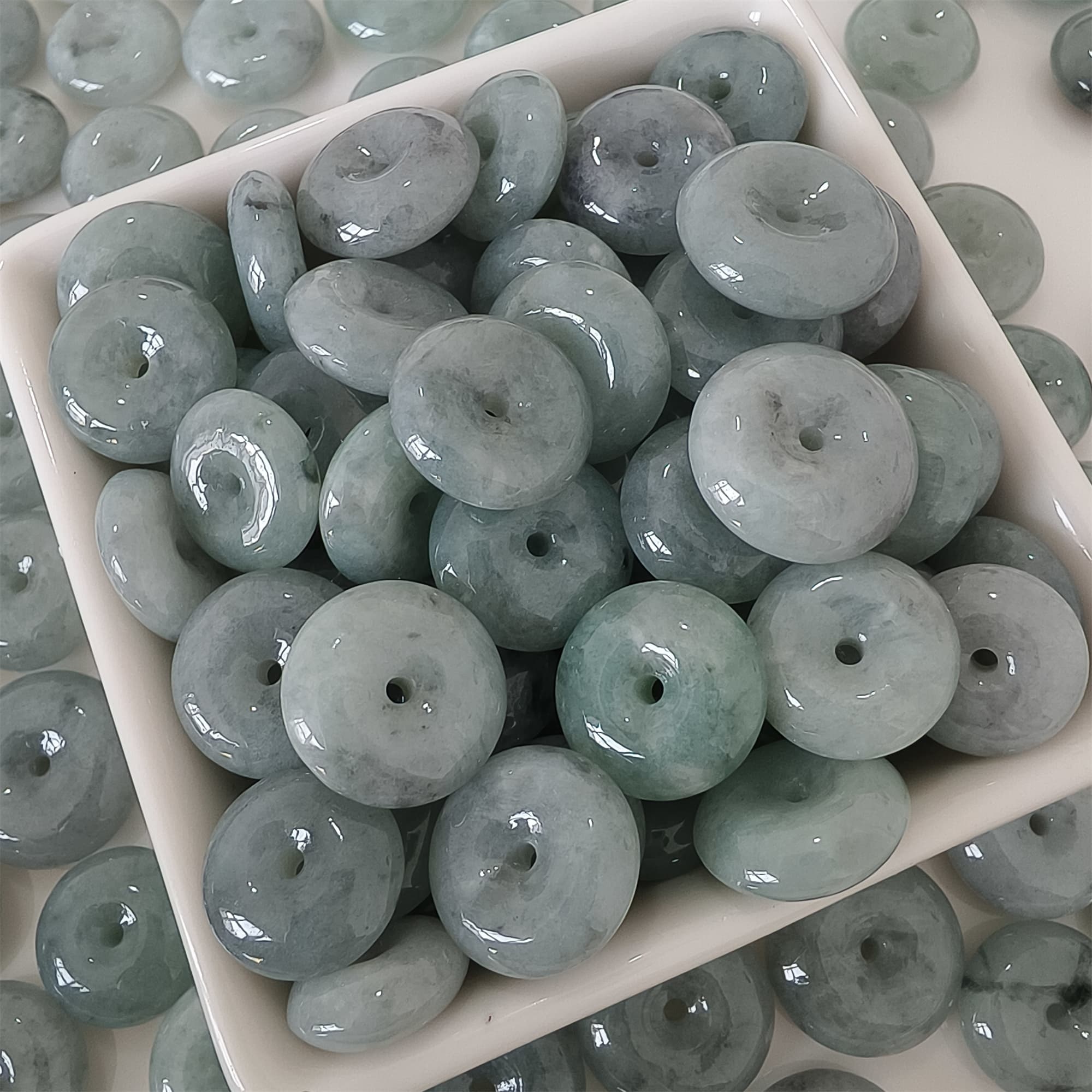 DDP 14-17mm Natural Certificated Type A Untreated Green Black Chicken Species Burmese Jadeite Safety Buckle Beads