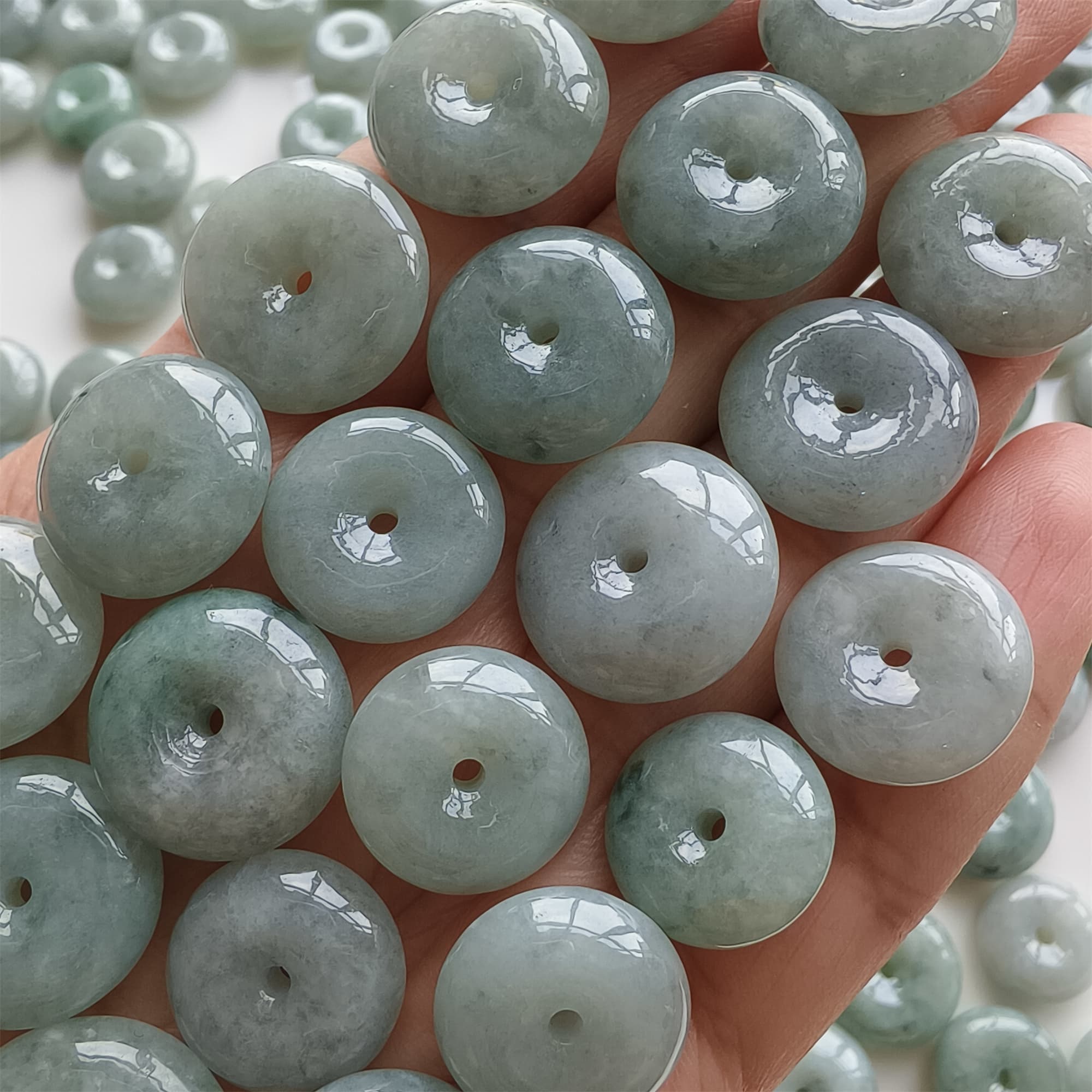 DDP 14-17mm Natural Certificated Type A Untreated Green Black Chicken Species Burmese Jadeite Safety Buckle Beads