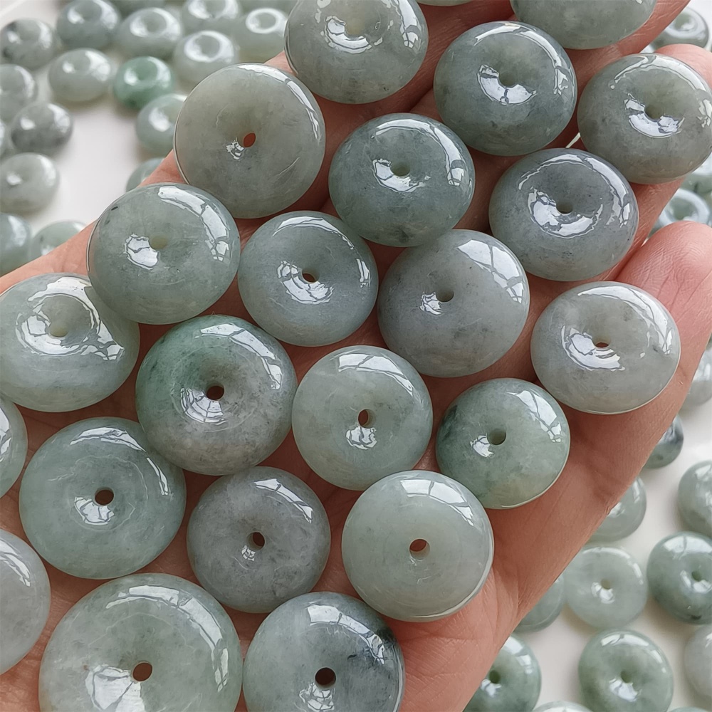 DDP 14-17mm Natural Certificated Type A Untreated Green Black Chicken Species Burmese Jadeite Safety Buckle Beads