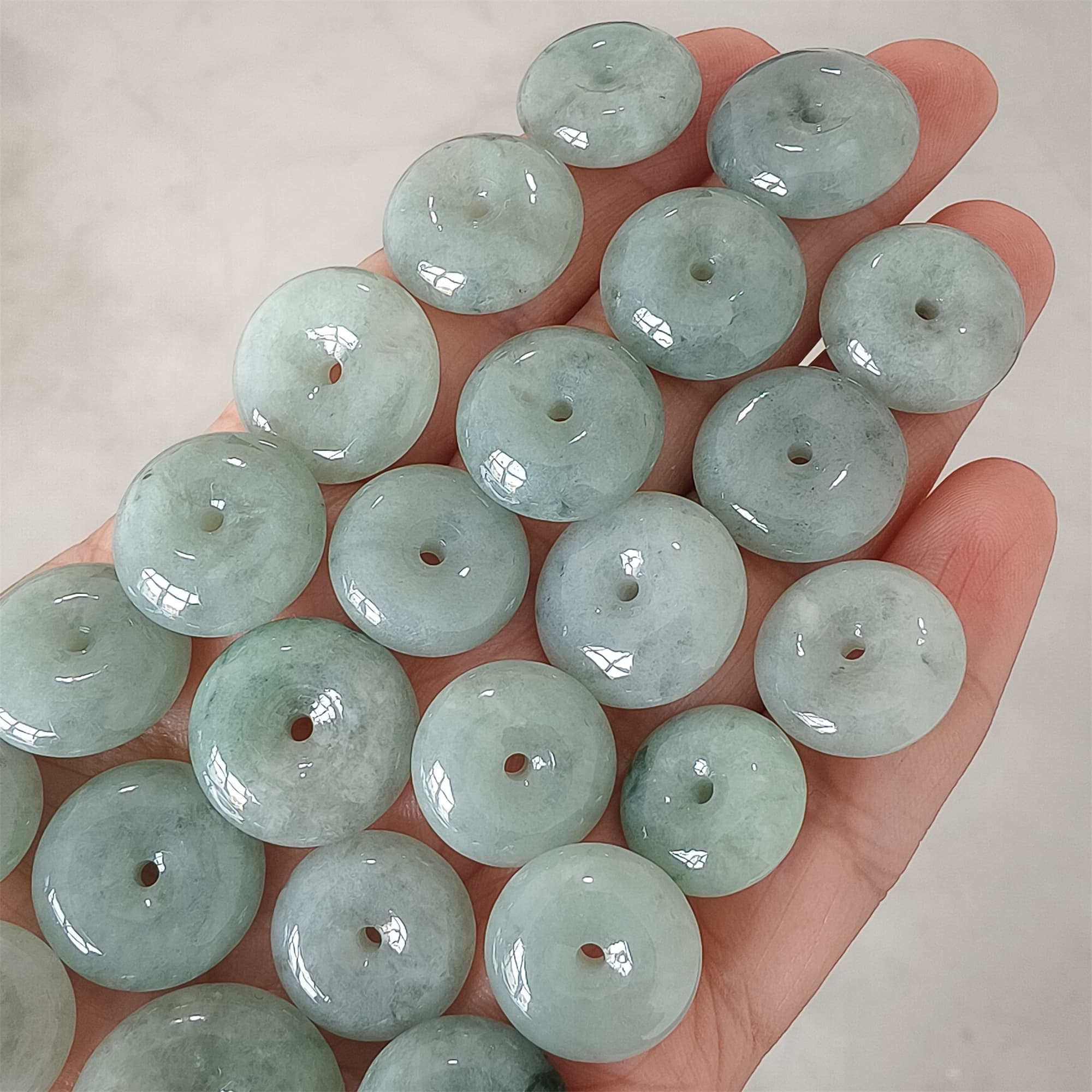 DDP 14-17mm Natural Certificated Type A Untreated Green Black Chicken Species Burmese Jadeite Safety Buckle Beads