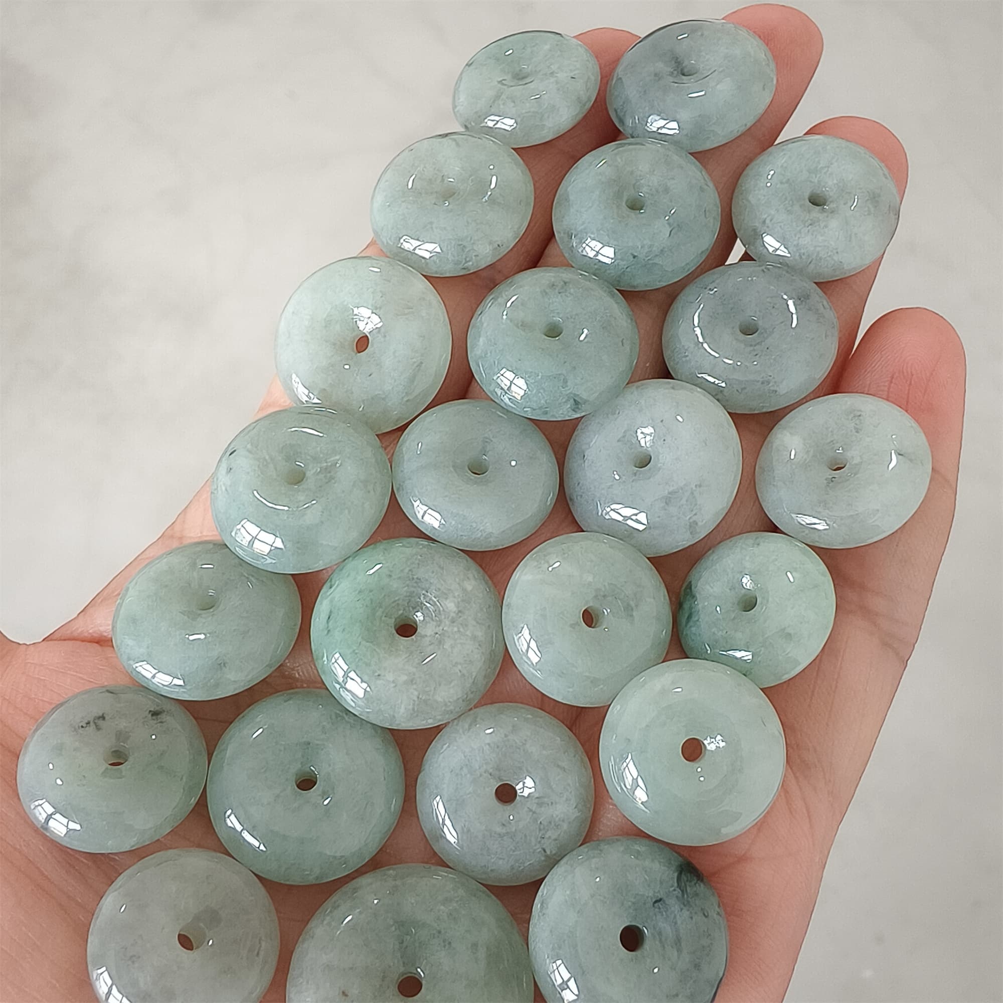 DDP 14-17mm Natural Certificated Type A Untreated Green Black Chicken Species Burmese Jadeite Safety Buckle Beads
