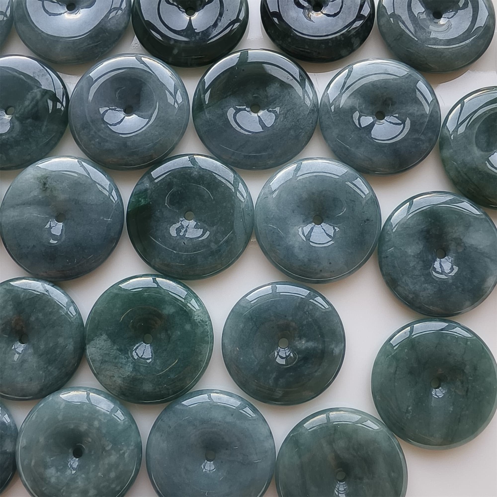 DDP 2pcs 27-31mm Natural Certificated Type A Icy Waxy Blue Watery Guatemalan Jadeite Safety Buckle Beads