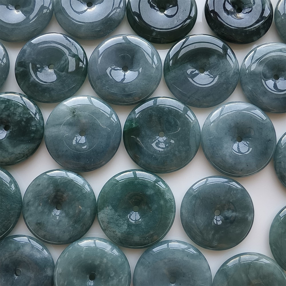 DDP 2pcs 27-31mm Natural Certificated Type A Icy Waxy Blue Watery Guatemalan Jadeite Safety Buckle Beads