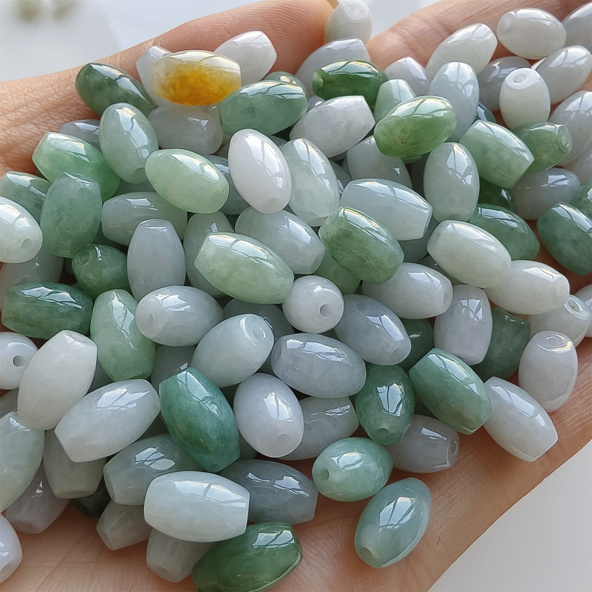 DDP 20pcs 6X9mm Natural Certificated Type A Green White Burmese Jadeite Smooth Oval Barrel Beads