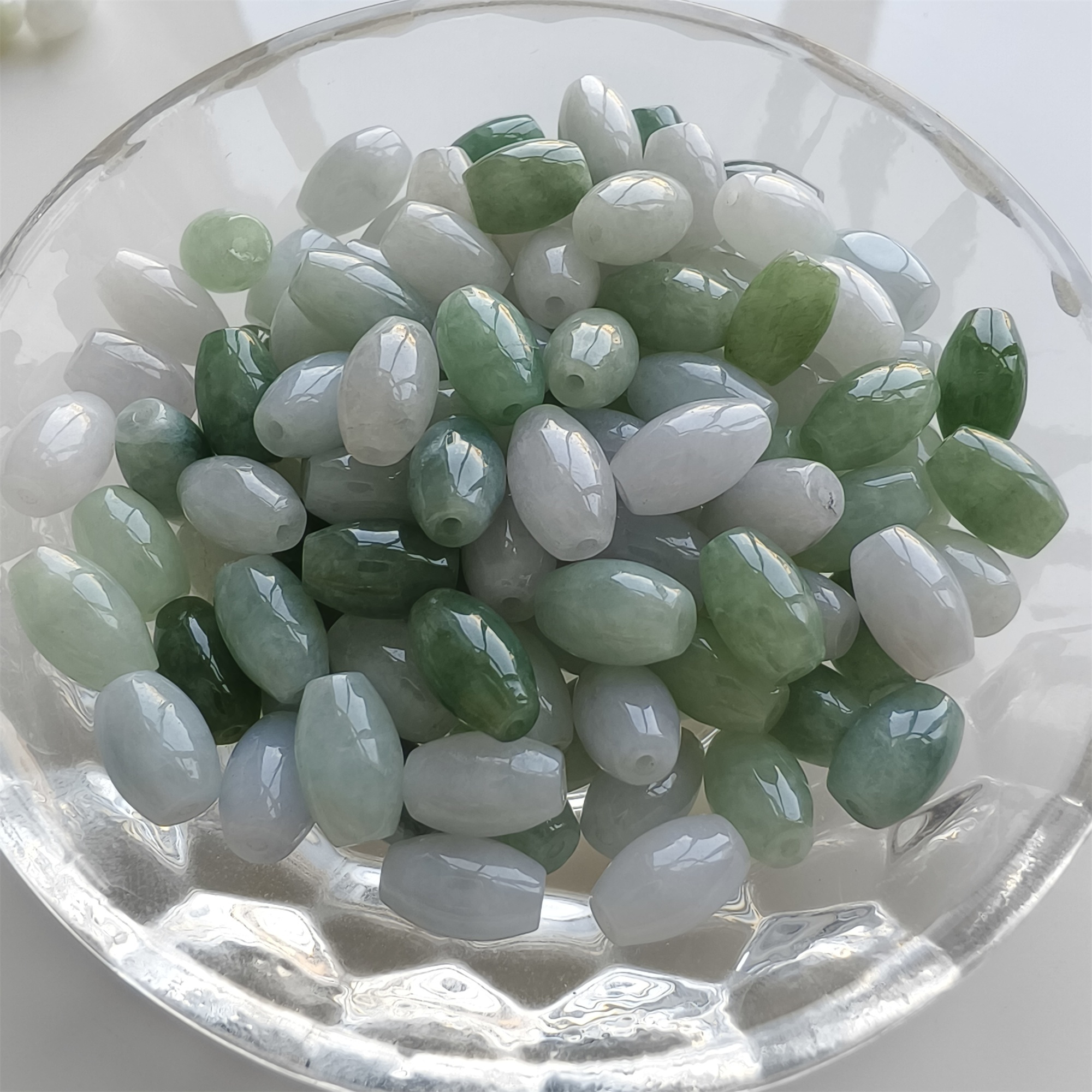 DDP 20pcs 6X9mm Natural Certificated Type A Green White Burmese Jadeite Smooth Oval Barrel Beads