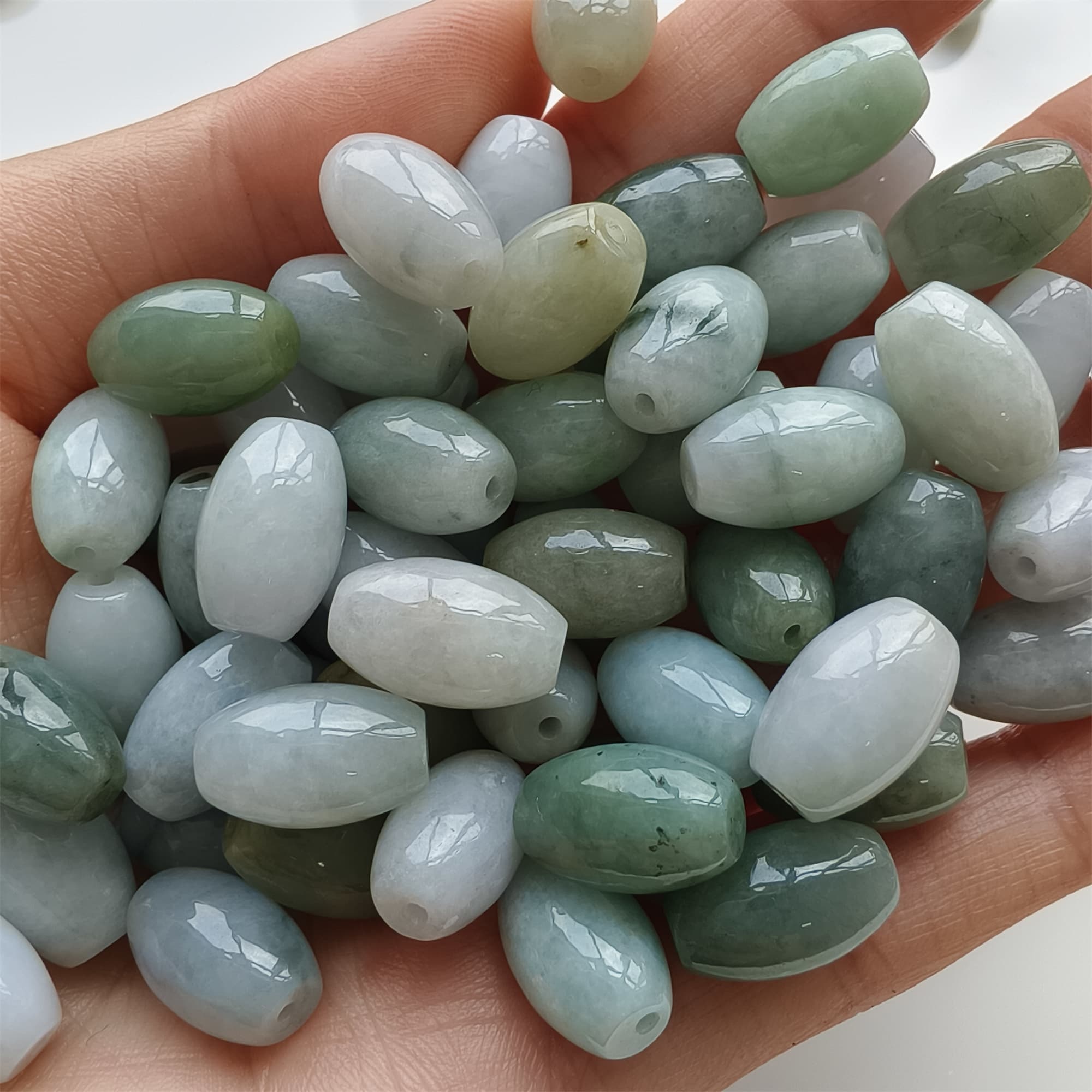 DDP 20pcs 8X13mm Natural Certificated Type A Green White Burmese Jadeite Smooth Oval Barrel Beads