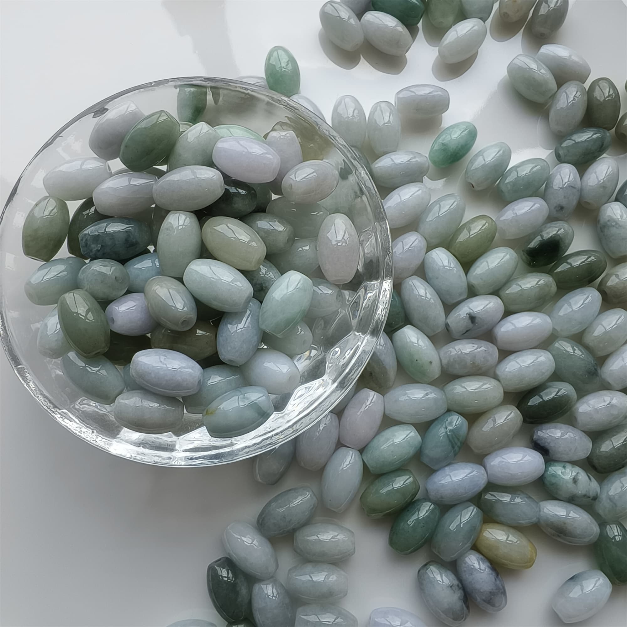 DDP 20pcs 8X13mm Natural Certificated Type A Green White Burmese Jadeite Smooth Oval Barrel Beads