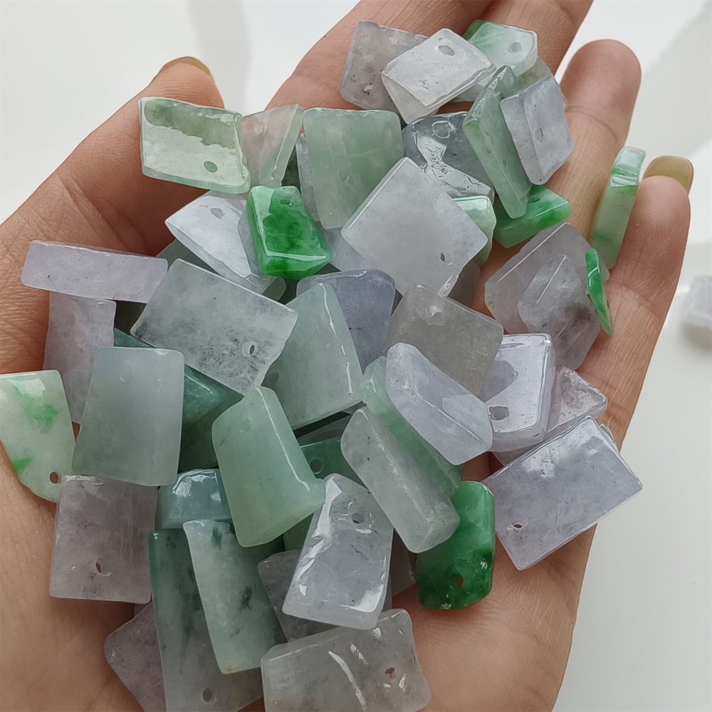 DDP 10pcs 9-17mm Natural Certificated Type A Green White Burmese Jadeite Irregular Charms