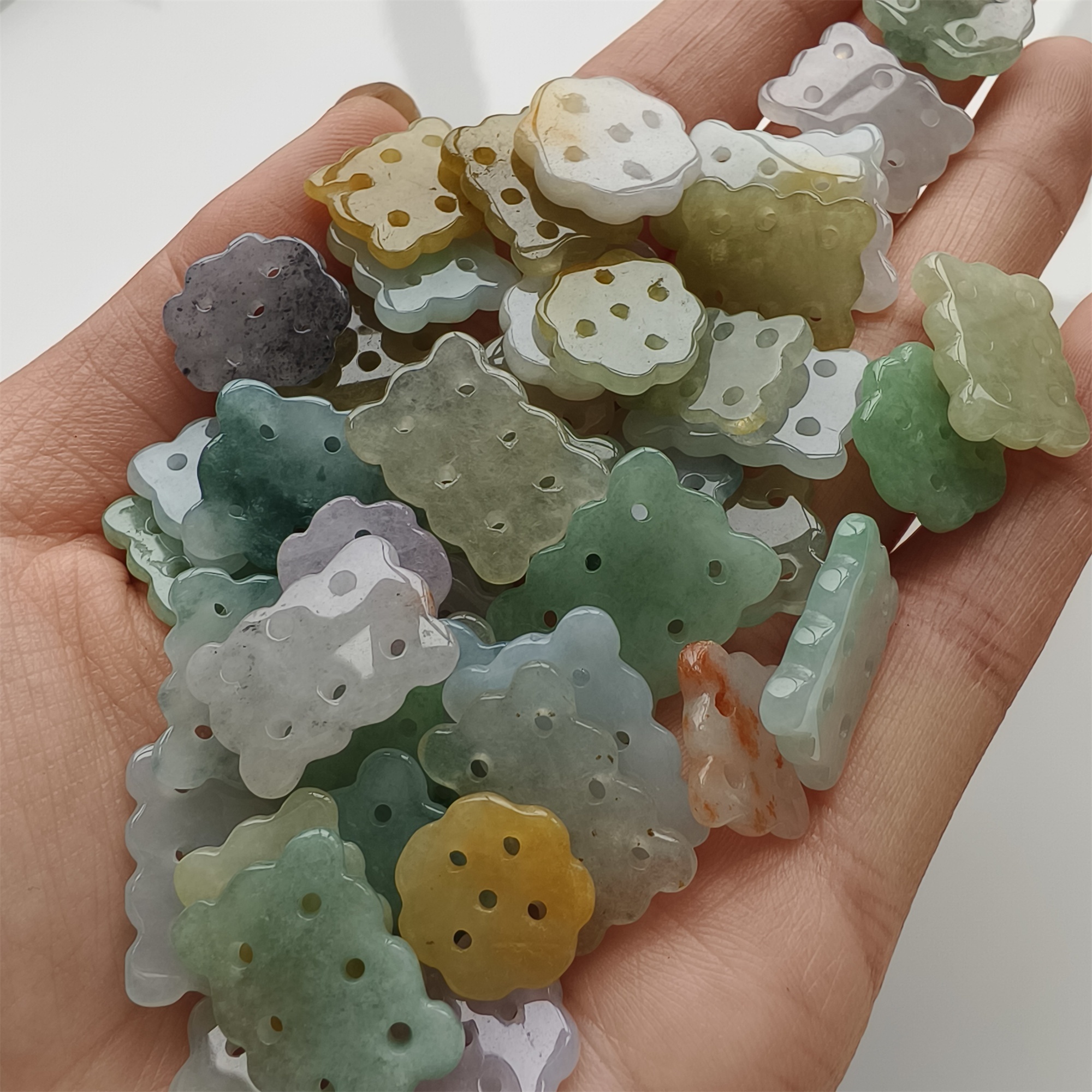 DDP 5pcs 13-19mm Natural Certificated Multi Color Burmese Jadeite Cookie Beads