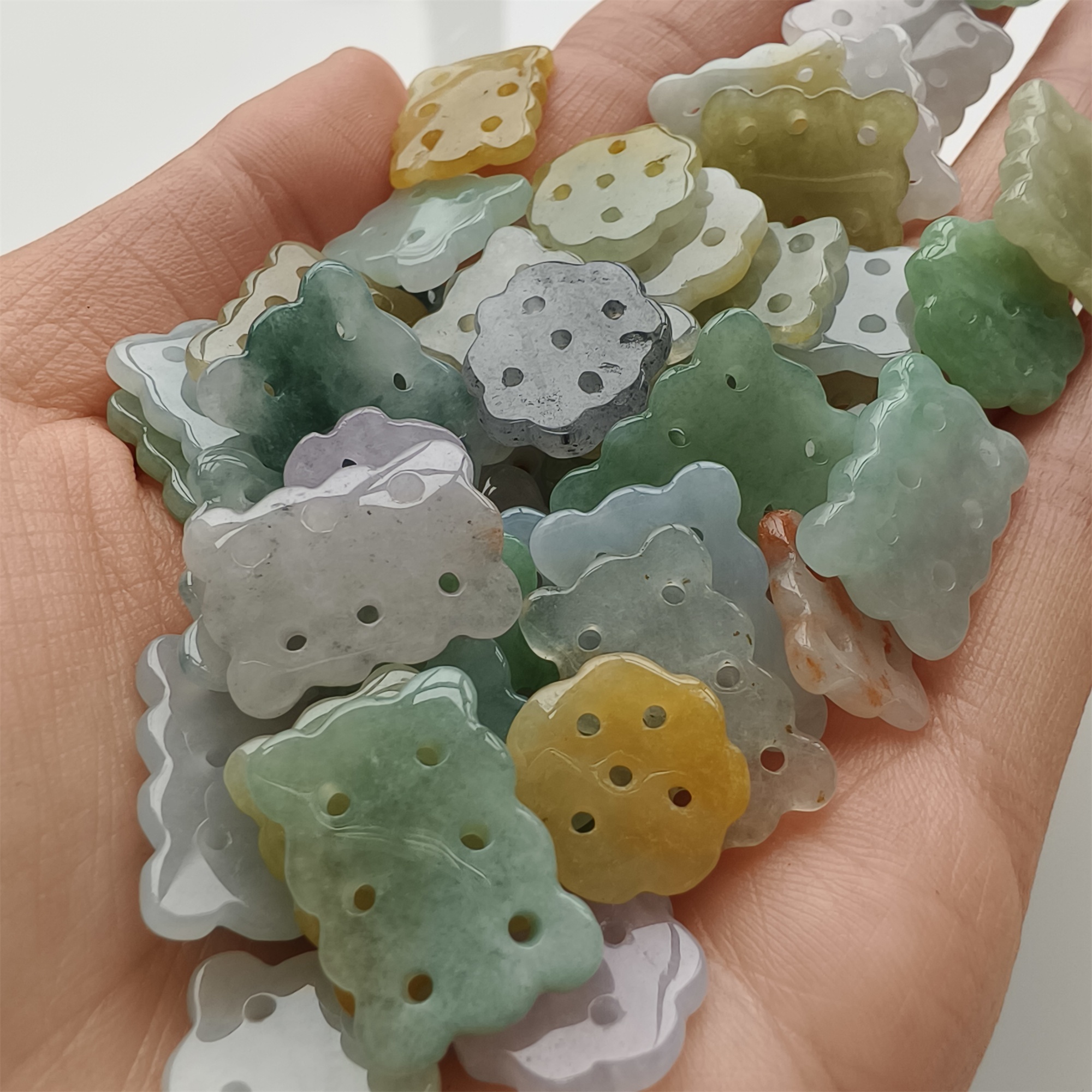DDP 5pcs 13-19mm Natural Certificated Multi Color Burmese Jadeite Cookie Beads