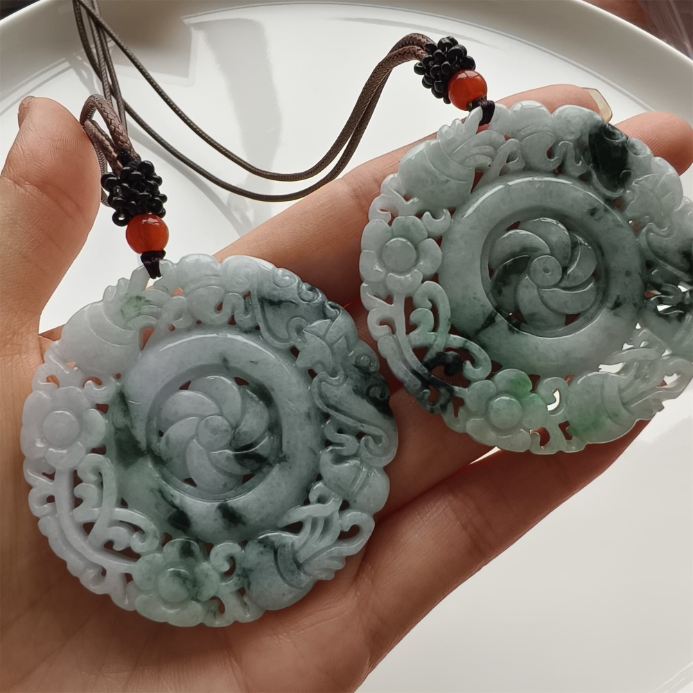 DDP 52.5mm Natural Certificated Type A Light Green Burmese Jadeite Round Pendant With Flower Carved