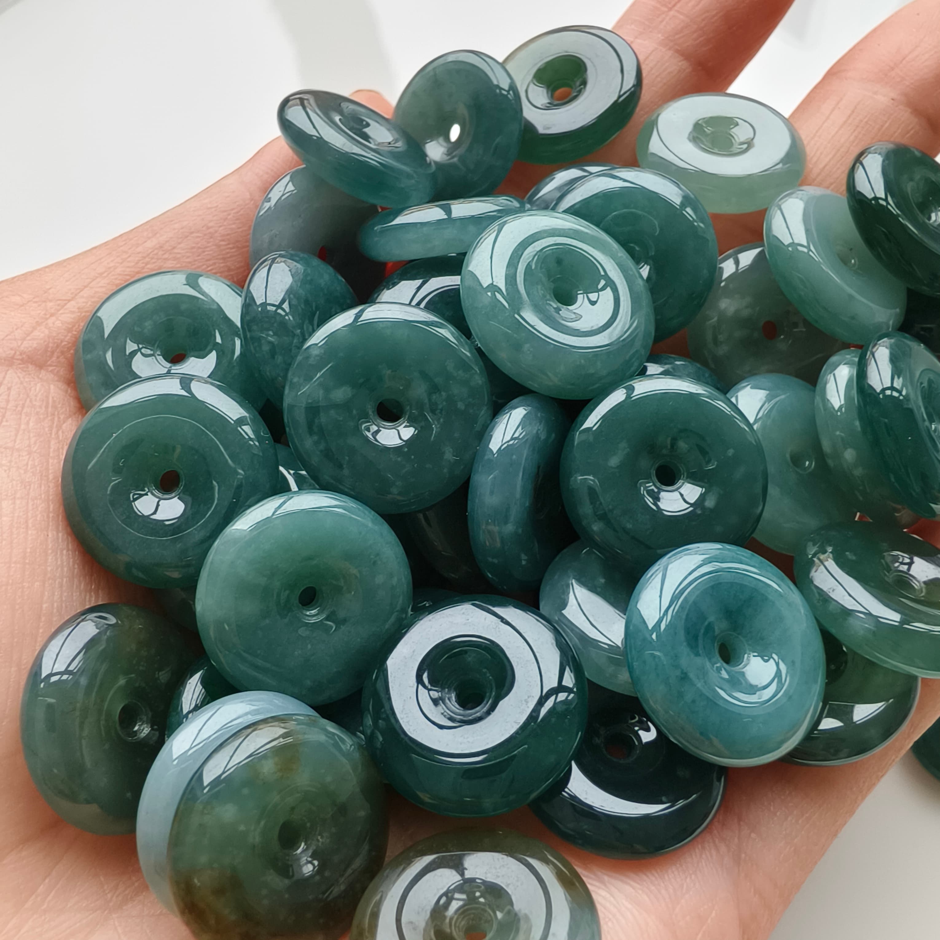 DDP 5pcs 16mm Natural Certificated Type A Icy Blue Watery Guatemalan Jadeite Safety Buckle Beads