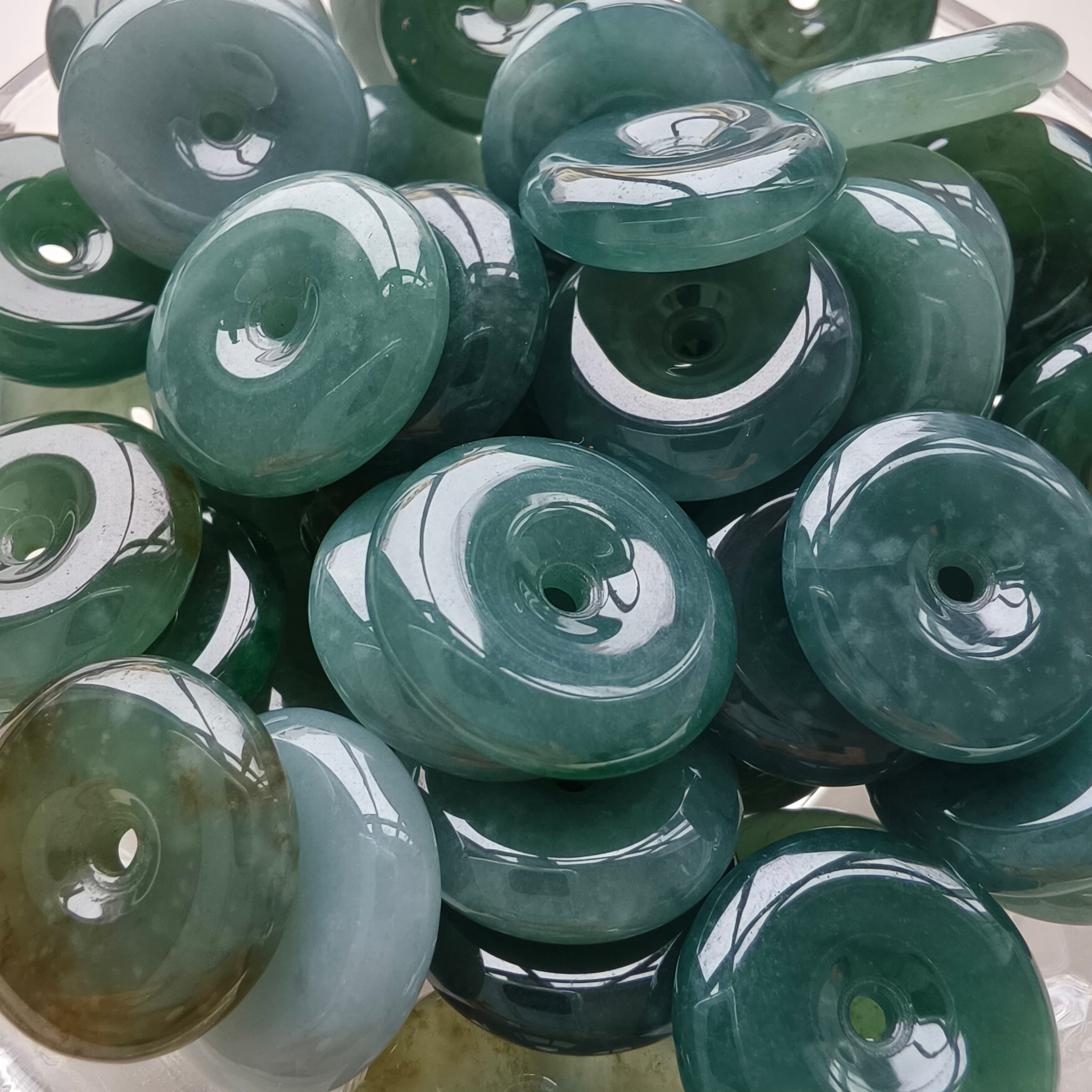 DDP 5pcs 16mm Natural Certificated Type A Icy Blue Watery Guatemalan Jadeite Safety Buckle Beads