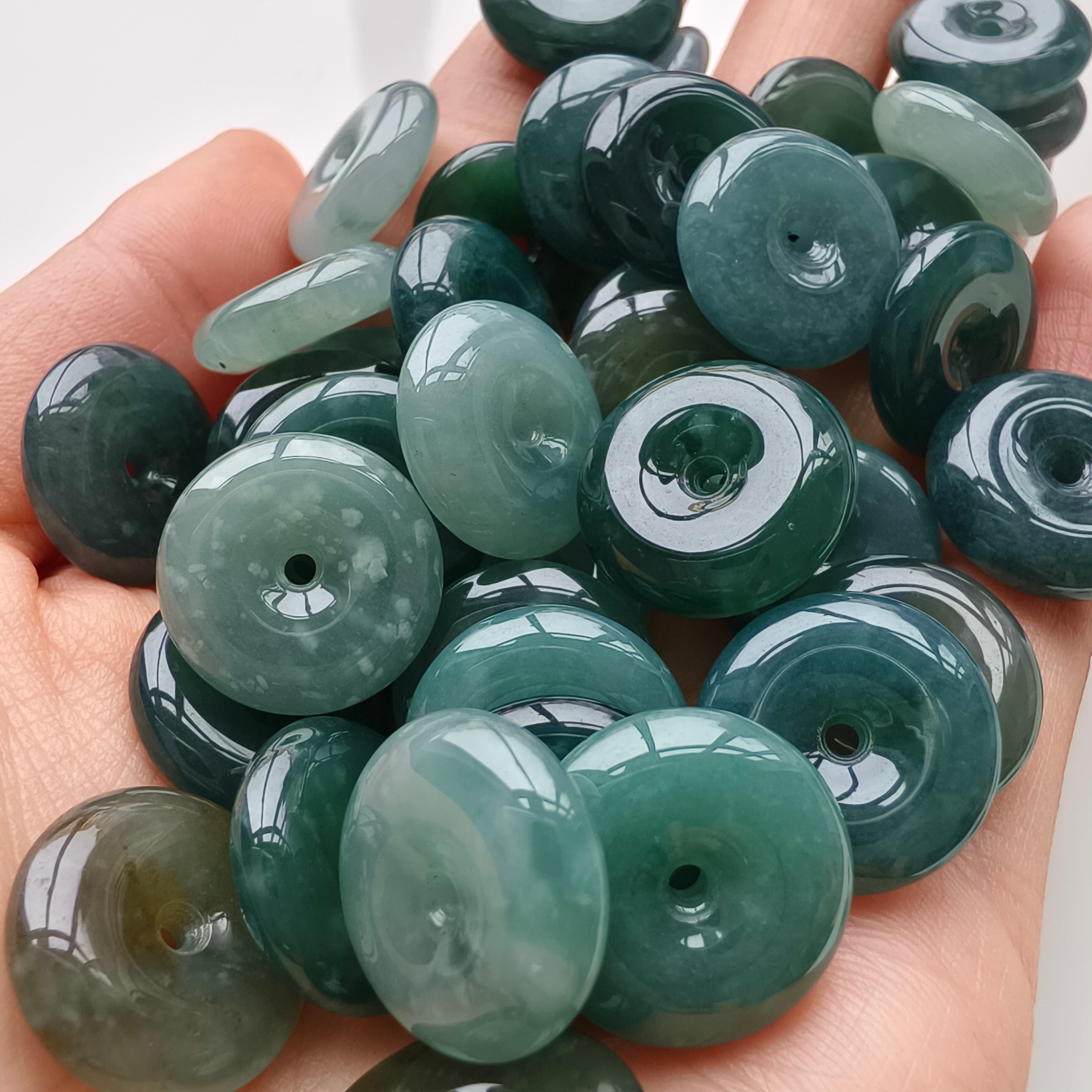 DDP 5pcs 16mm Natural Certificated Type A Icy Blue Watery Guatemalan Jadeite Safety Buckle Beads
