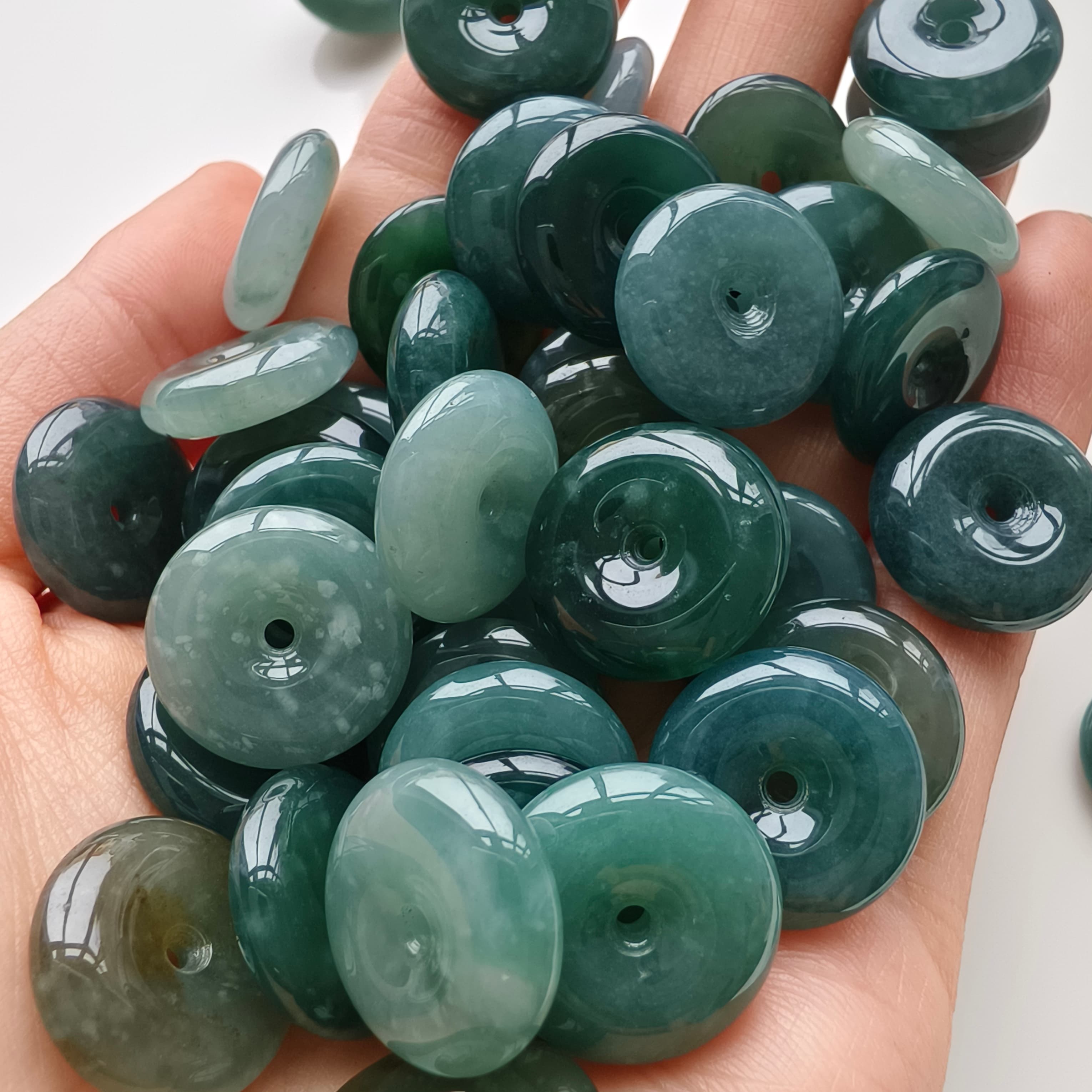 DDP 5pcs 16mm Natural Certificated Type A Icy Blue Watery Guatemalan Jadeite Safety Buckle Beads