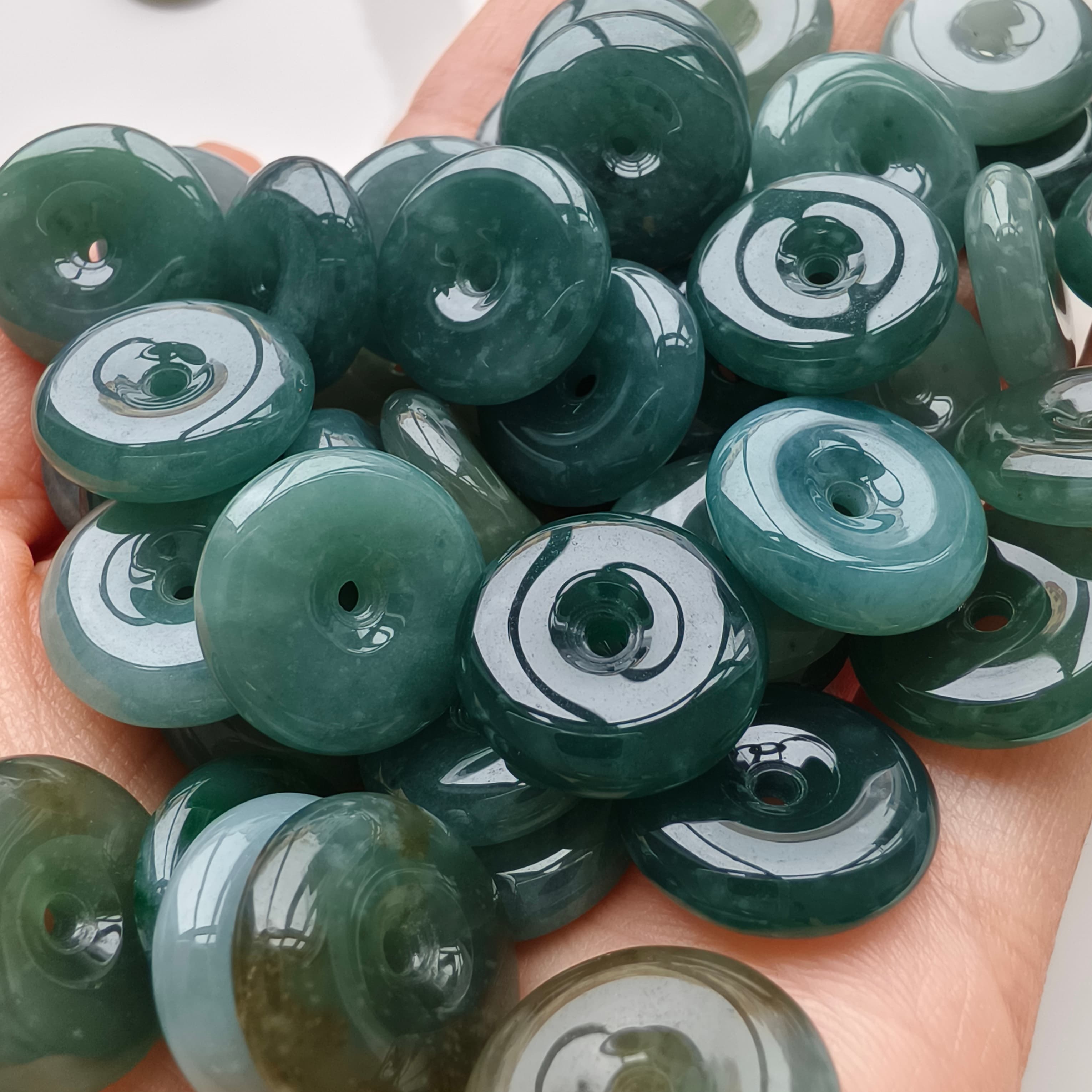 DDP 5pcs 16mm Natural Certificated Type A Icy Blue Watery Guatemalan Jadeite Safety Buckle Beads