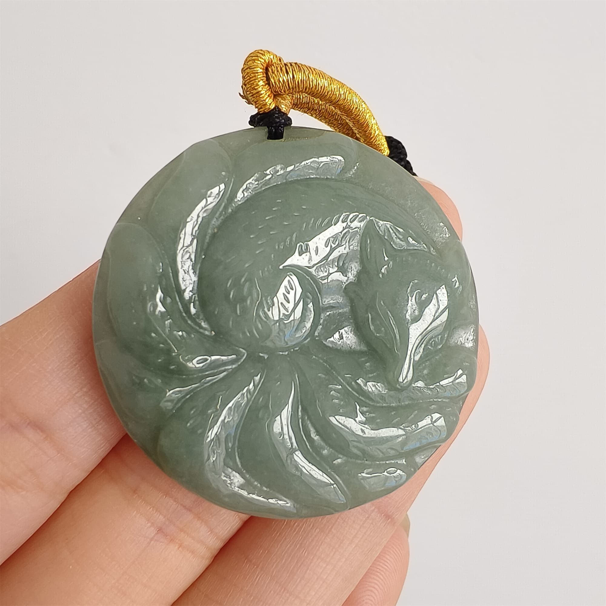 DDP 37mm Natural Certificated Type A Green Burmese Jadeite Round Pendant With Nine Tailed Fox Carved