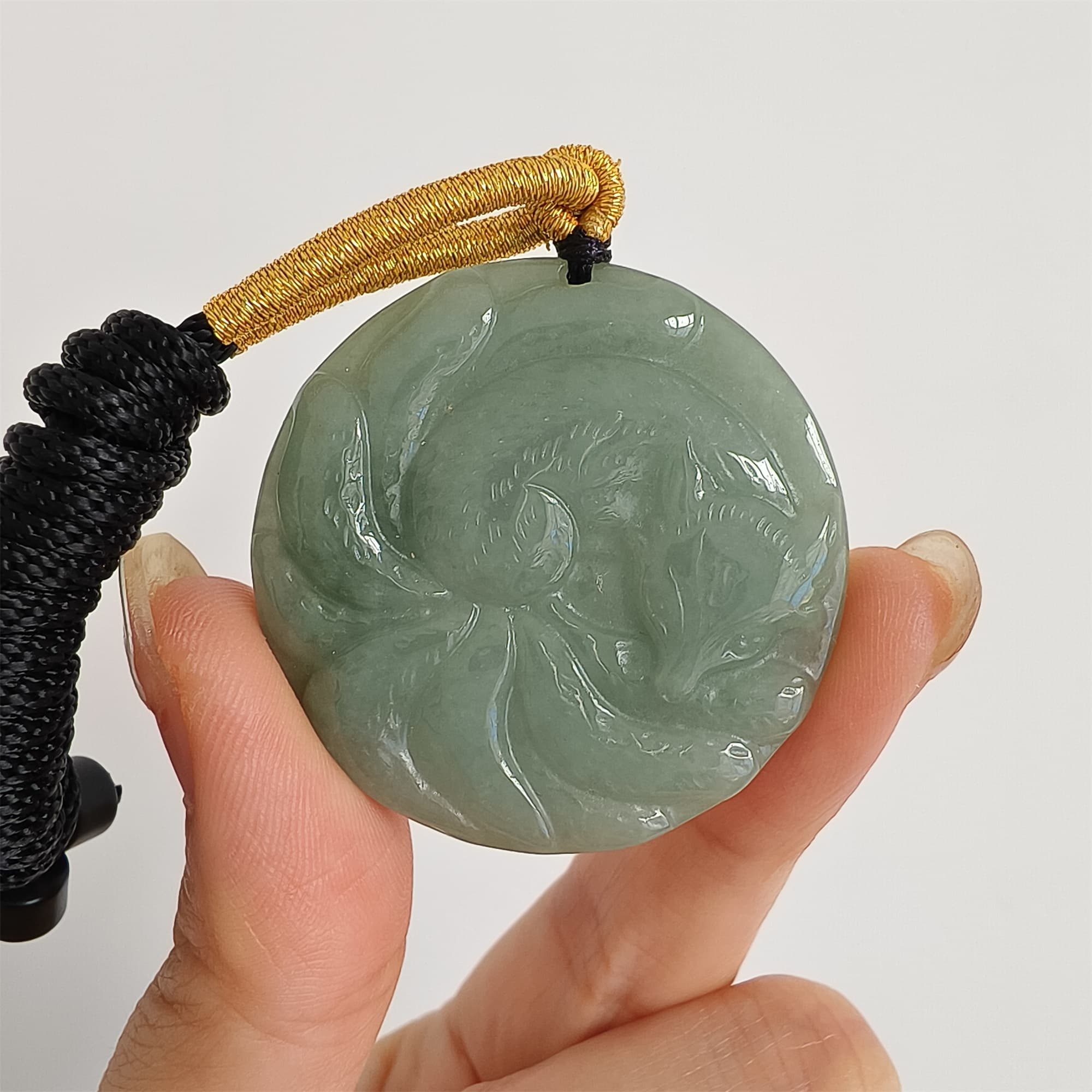 DDP 37mm Natural Certificated Type A Green Burmese Jadeite Round Pendant With Nine Tailed Fox Carved