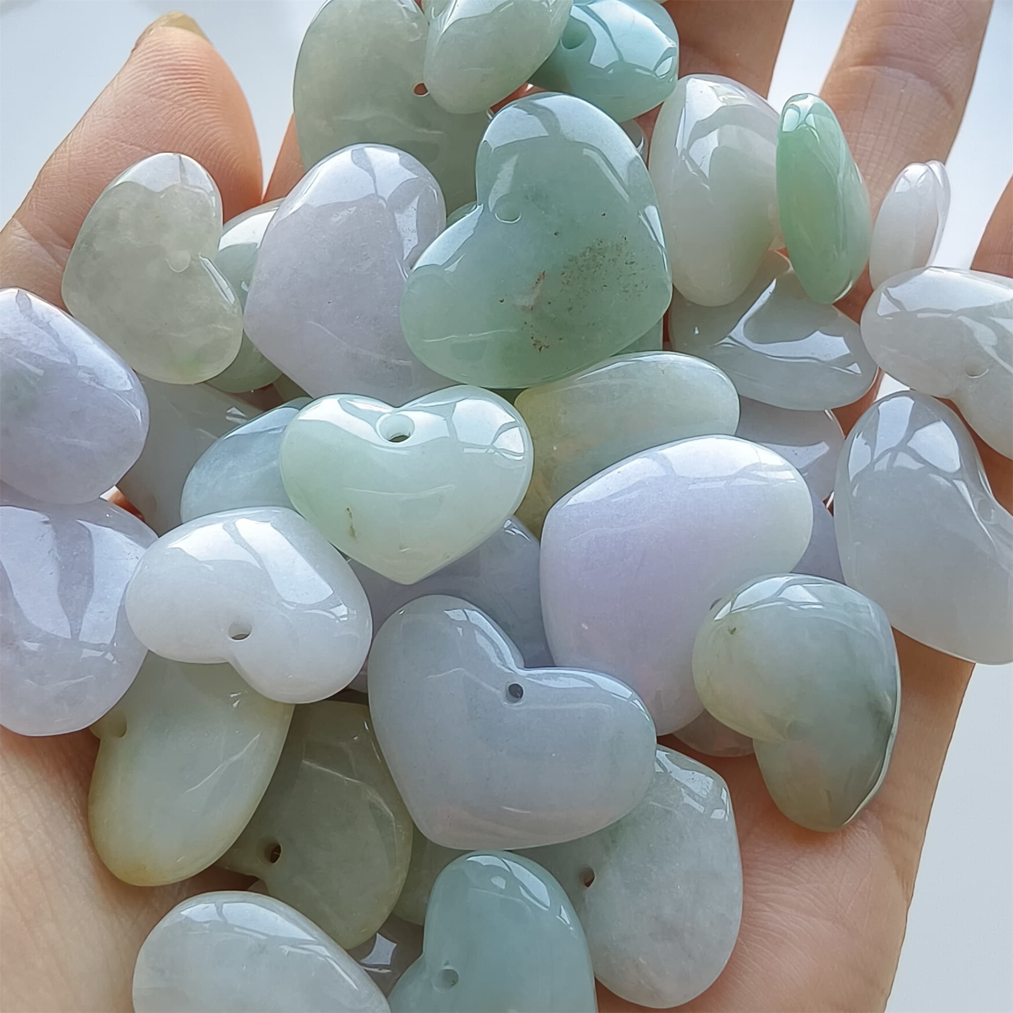 DDP 10pcs 14.5-21mm Natural Certificated Type A Icy Green White Burmese Jadeite Heart Beads