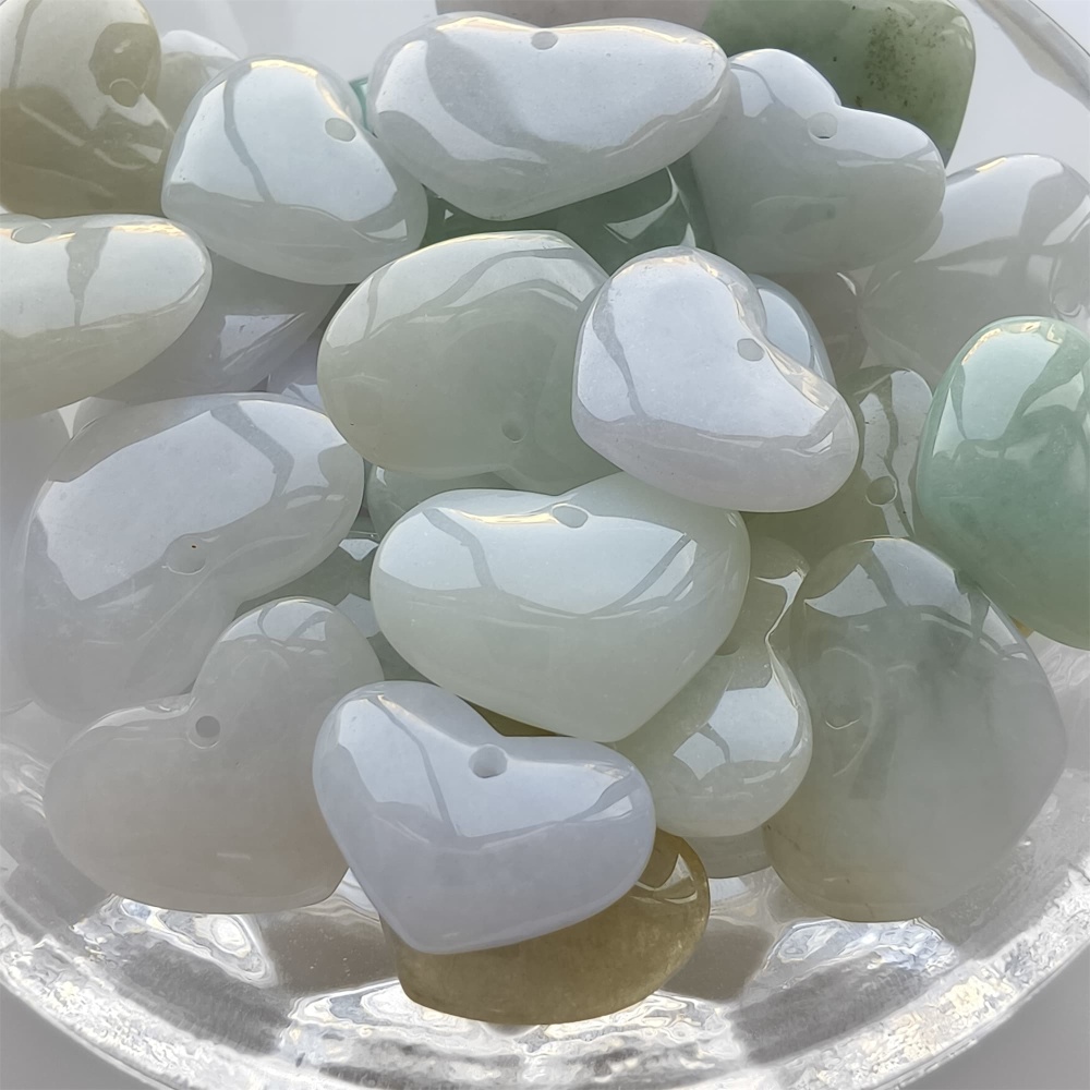 DDP 10pcs 14.5-21mm Natural Certificated Type A Icy Green White Burmese Jadeite Heart Beads
