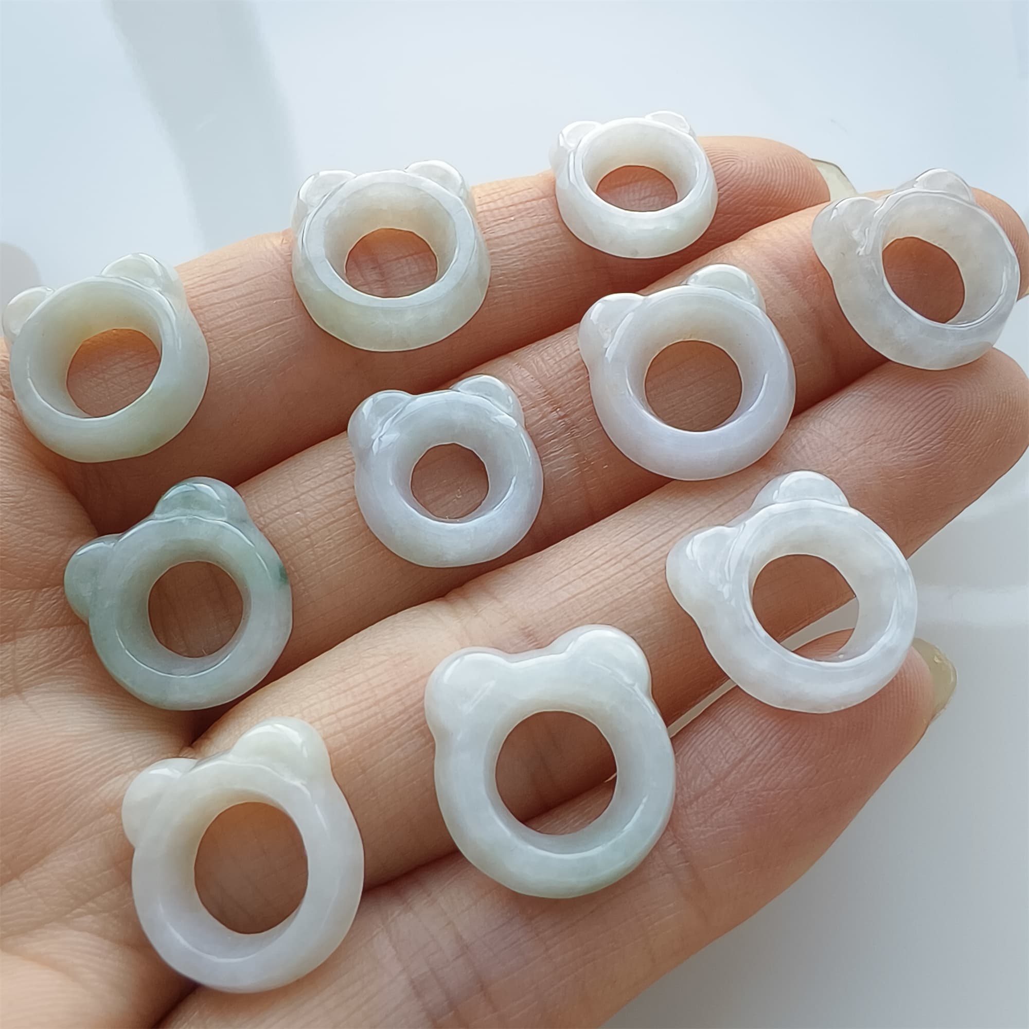 DDP 5pcs 12-13.5mm Natural Certificated Type A Green White Burmese Jadeite Bear Beads