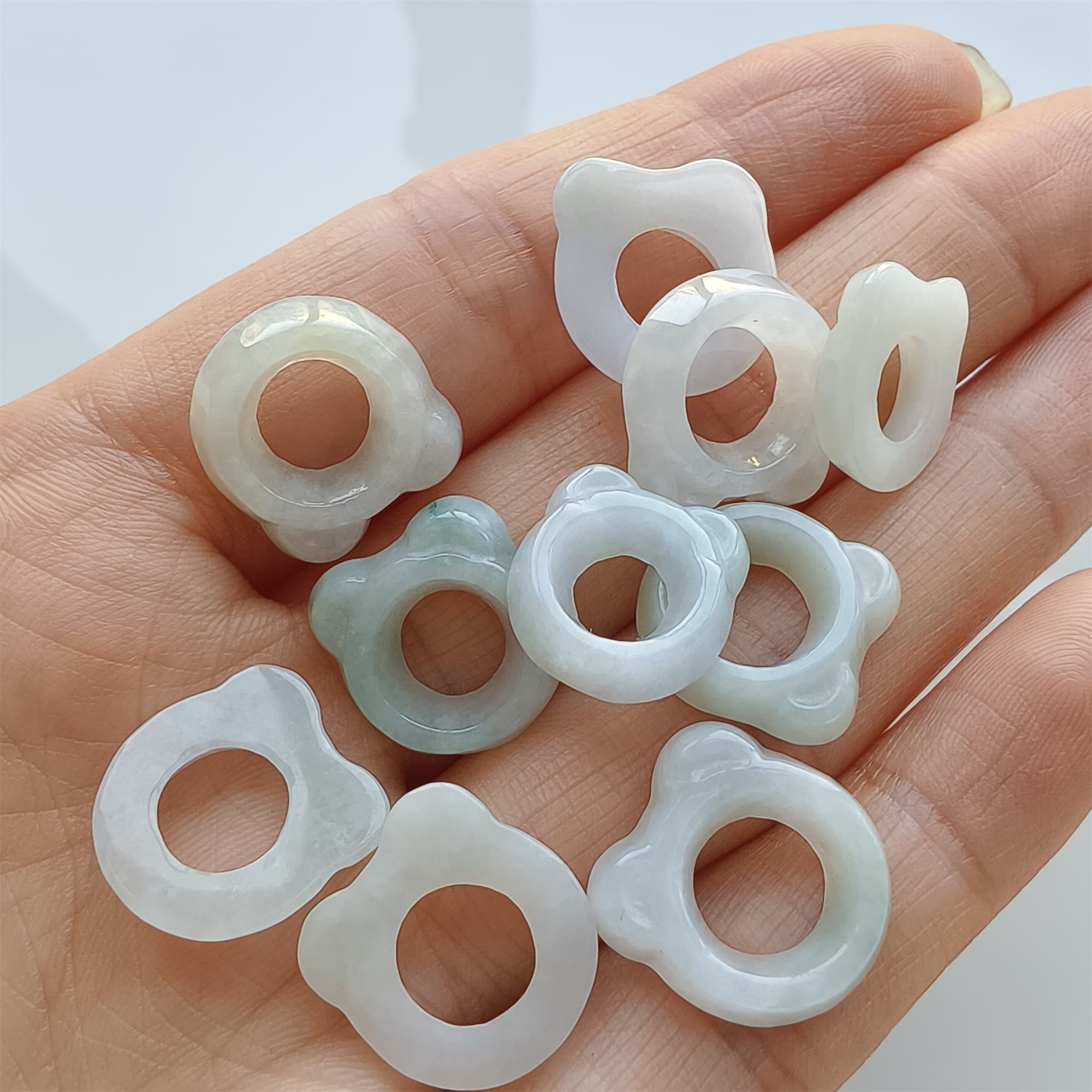 DDP 5pcs 12-13.5mm Natural Certificated Type A Green White Burmese Jadeite Bear Beads