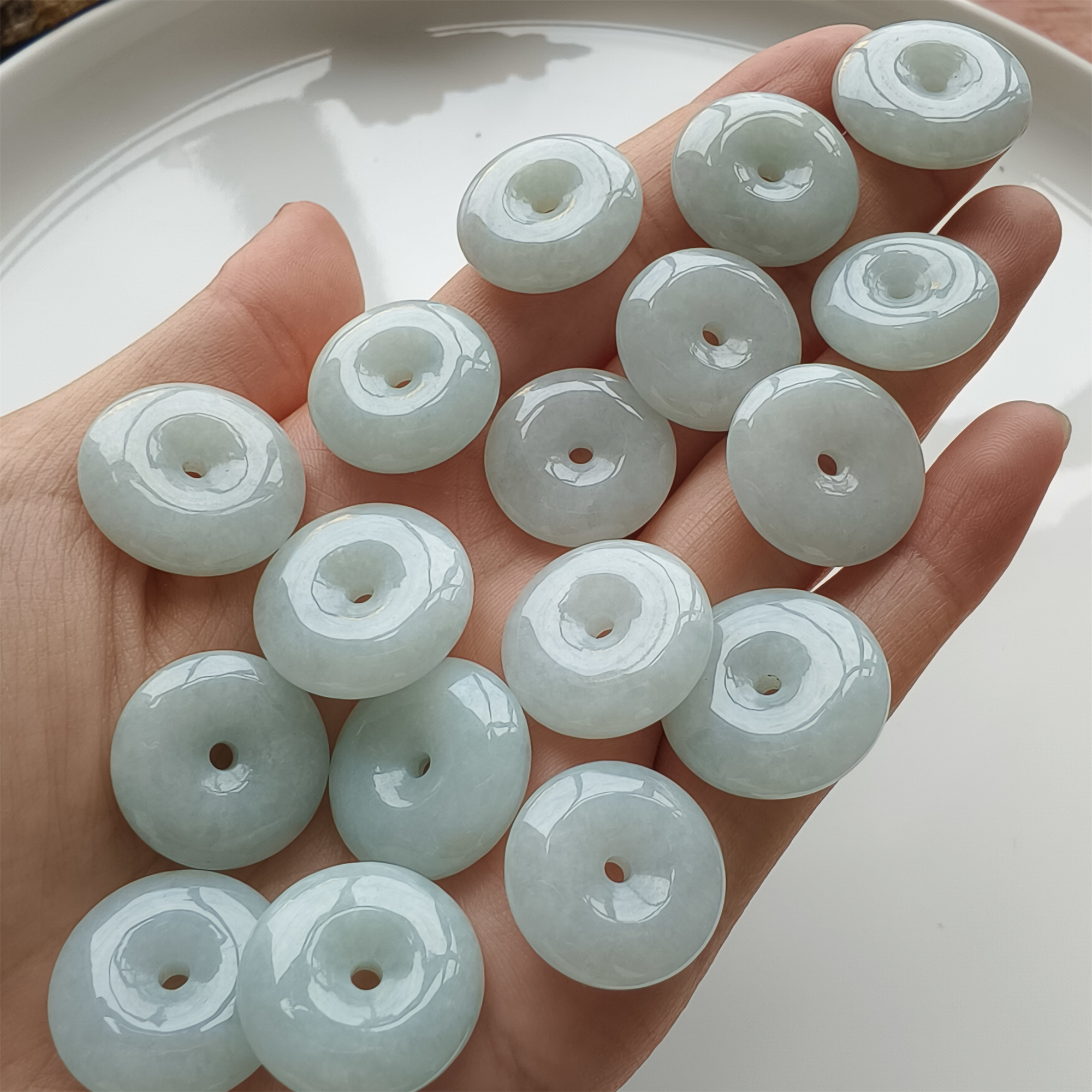 DDP 6pcs 10-12mm Natural Certificated Type A Green Burmese Jadeite Safety Buckle Beads
