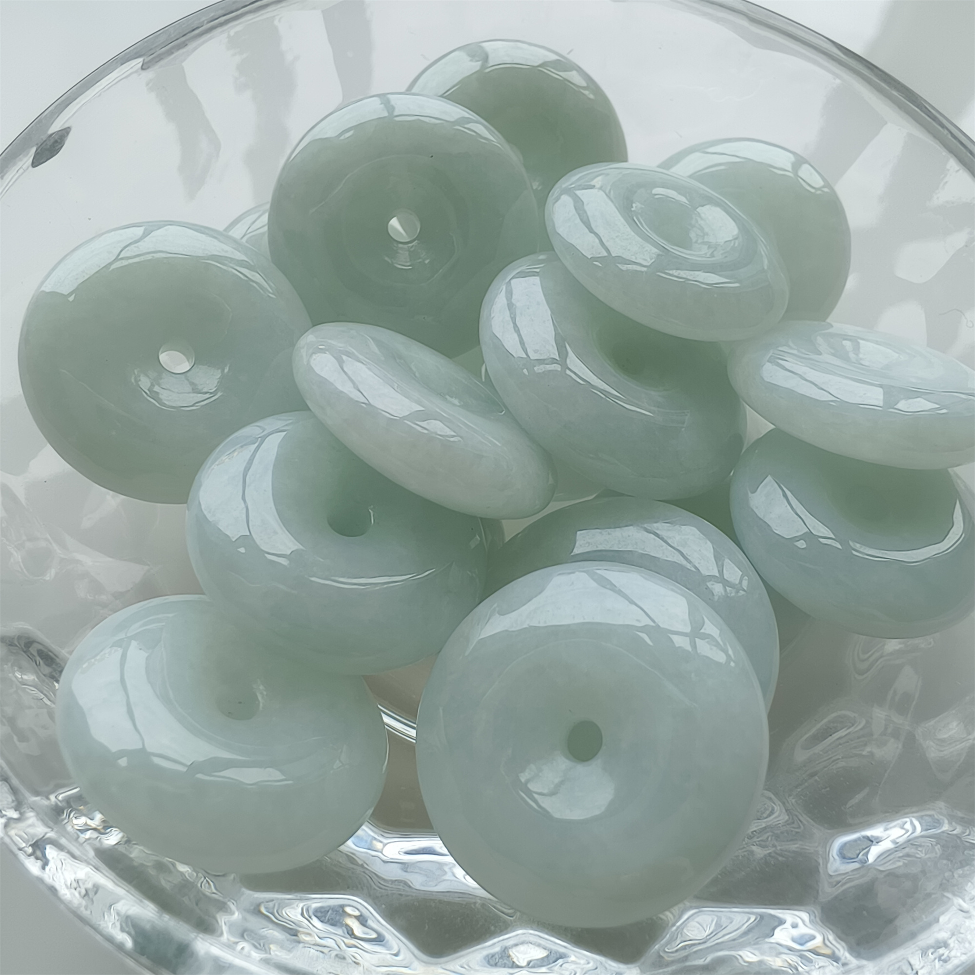 DDP 6pcs 10-12mm Natural Certificated Type A Green Burmese Jadeite Safety Buckle Beads