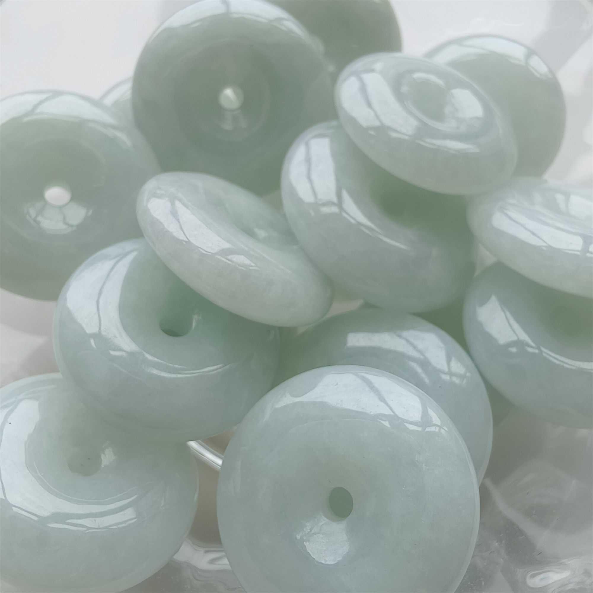 DDP 6pcs 10-12mm Natural Certificated Type A Green Burmese Jadeite Safety Buckle Beads