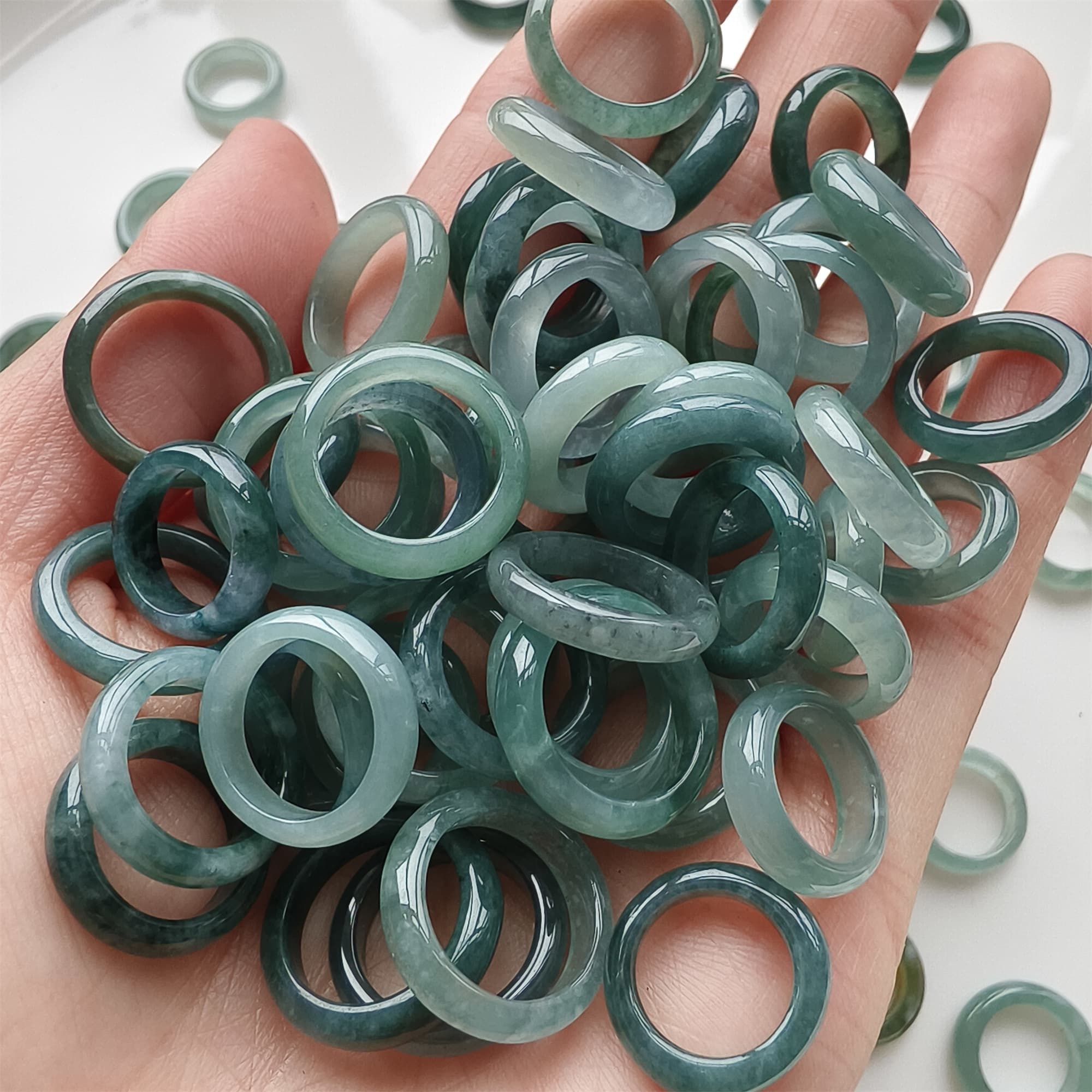 DDP 10pcs 13-16.5mm Natural Certificated Type A Blue Guatemalan Jadeite Donut And Rings