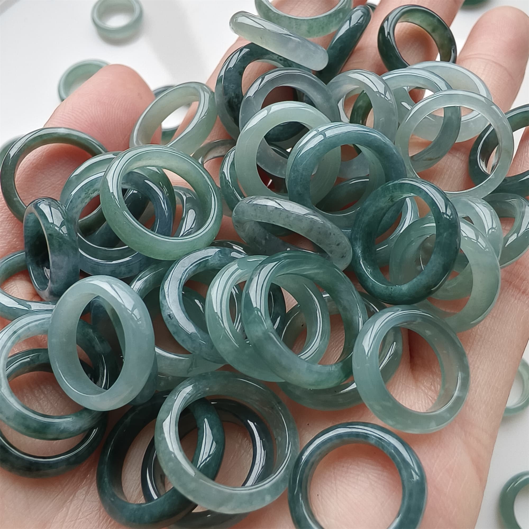 DDP 10pcs 13-16.5mm Natural Certificated Type A Blue Guatemalan Jadeite Donut And Rings