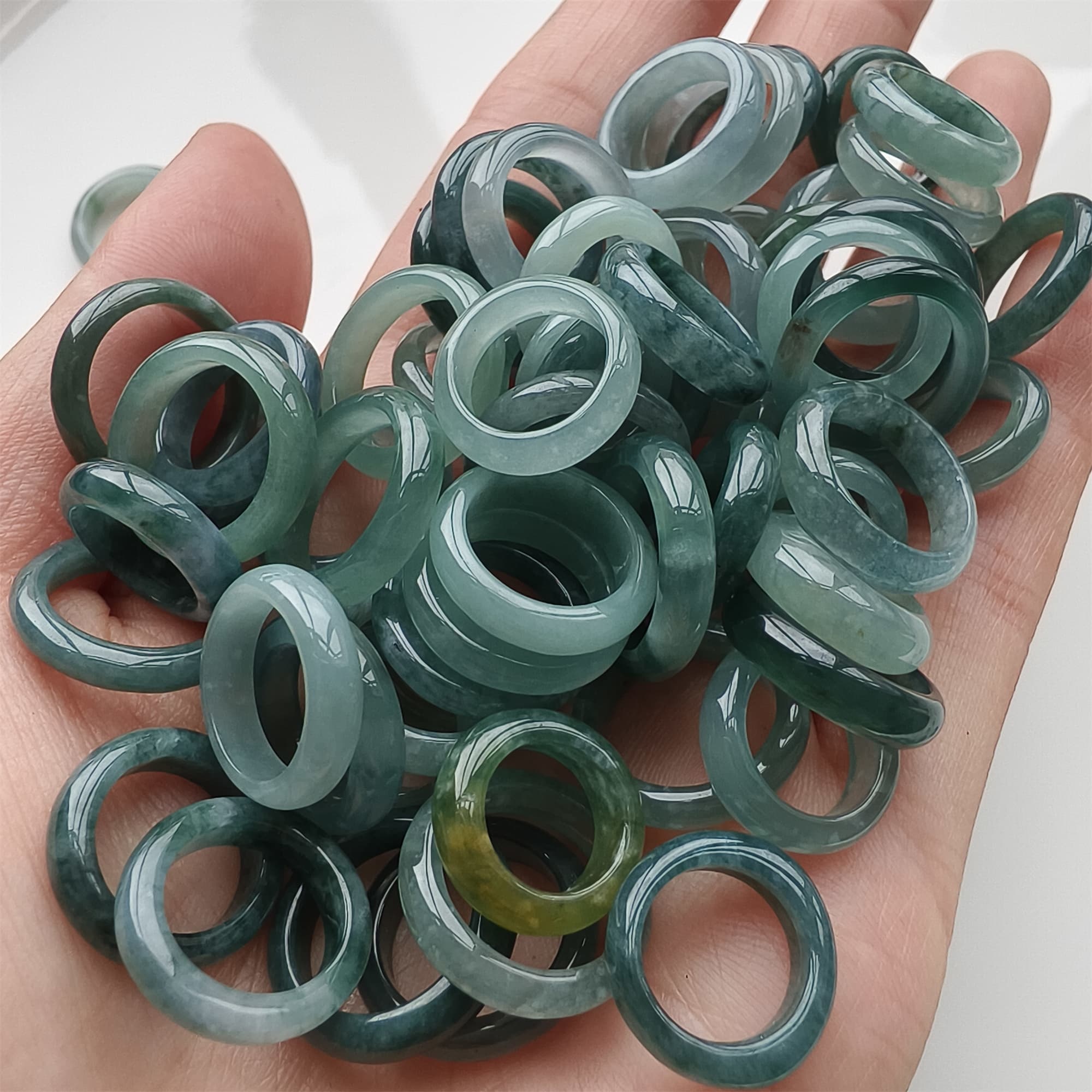 DDP 10pcs 13-16.5mm Natural Certificated Type A Blue Guatemalan Jadeite Donut And Rings