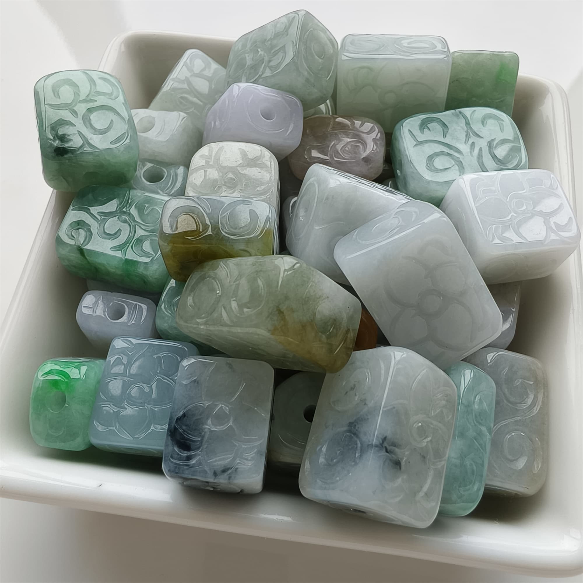DDP 5pcs 11.5-19mm Natural Certificated Multi Color Burmese Jadeite Rectangle Square Beads With Flower Carved