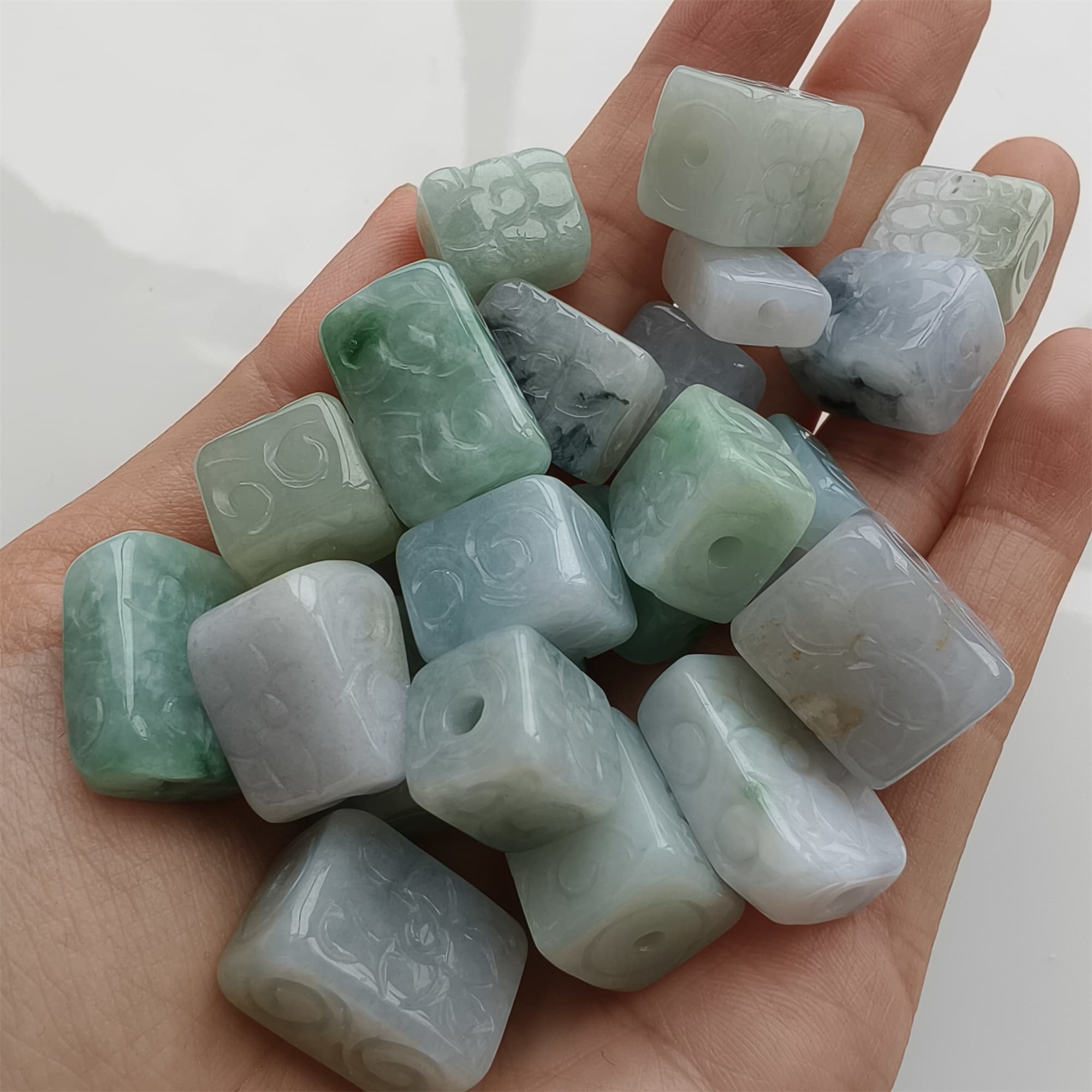DDP 5pcs 11.5-19mm Natural Certificated Multi Color Burmese Jadeite Rectangle Square Beads With Flower Carved