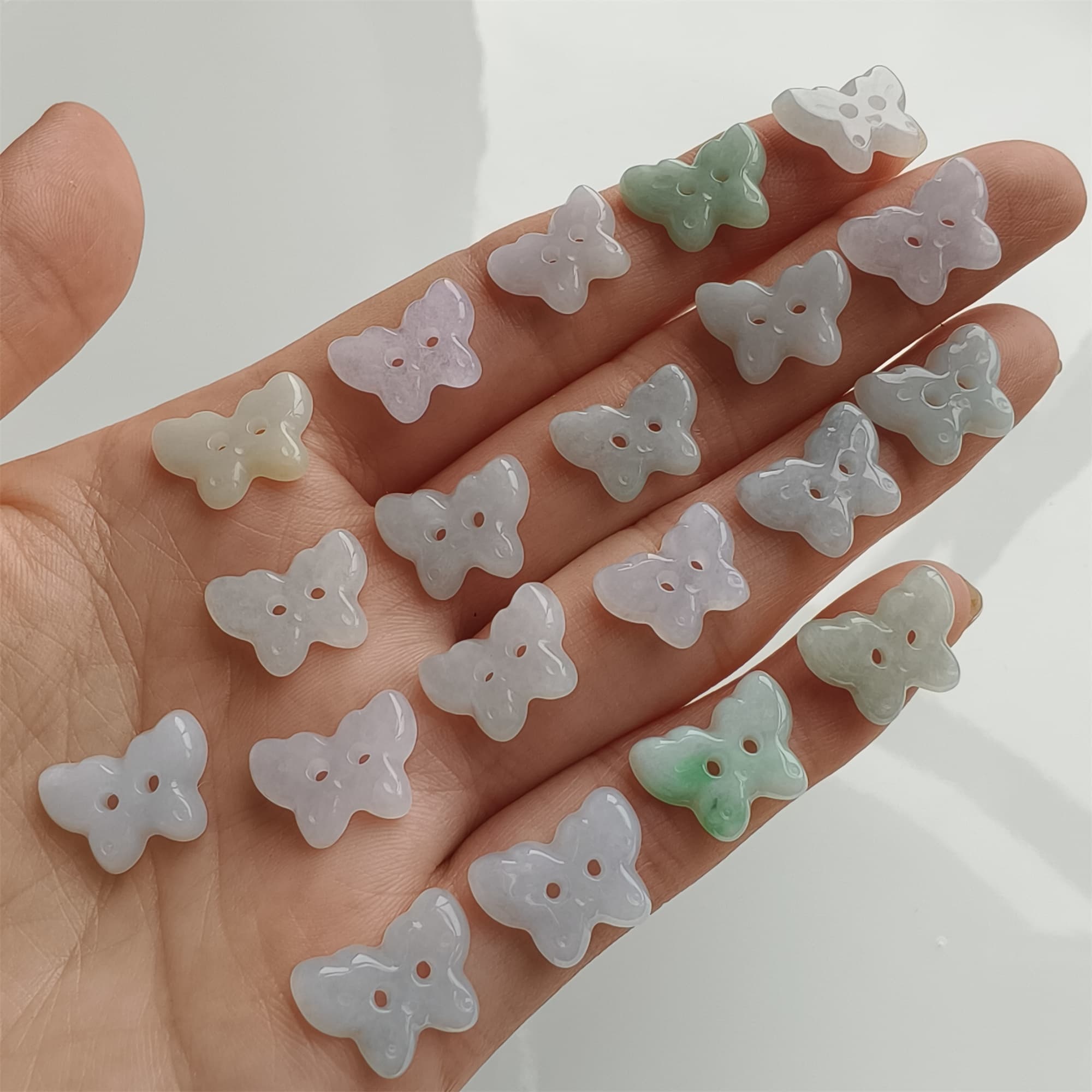 DDP 5pcs 12.5-14mm Natural Certificated Type A Icy Green White Burmese Jadeite Butterfly Button Beads