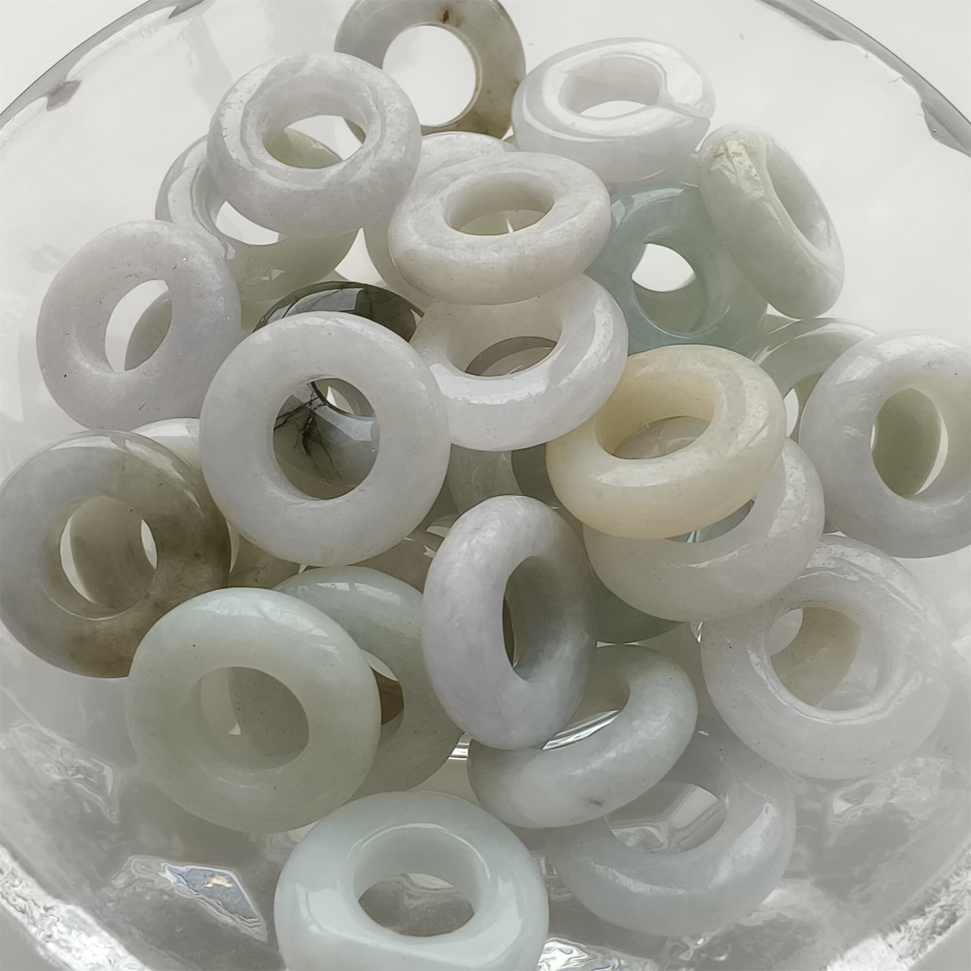 DDP 30pcs 15mm Natural Certificated Type A Green White Burmese Jadeite Donut And Ring Beads