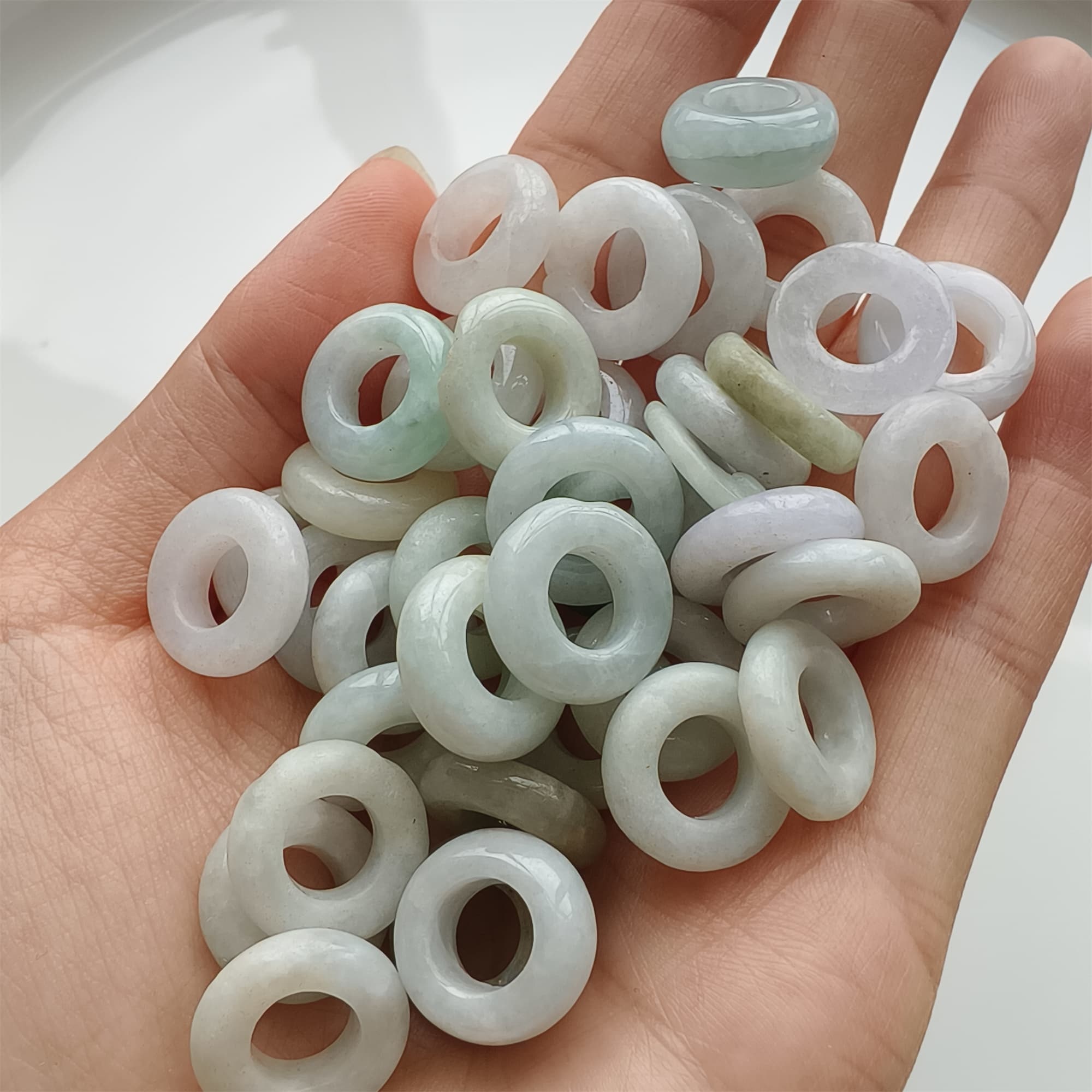 DDP 30pcs 15mm Natural Certificated Type A Green White Burmese Jadeite Donut And Ring Beads