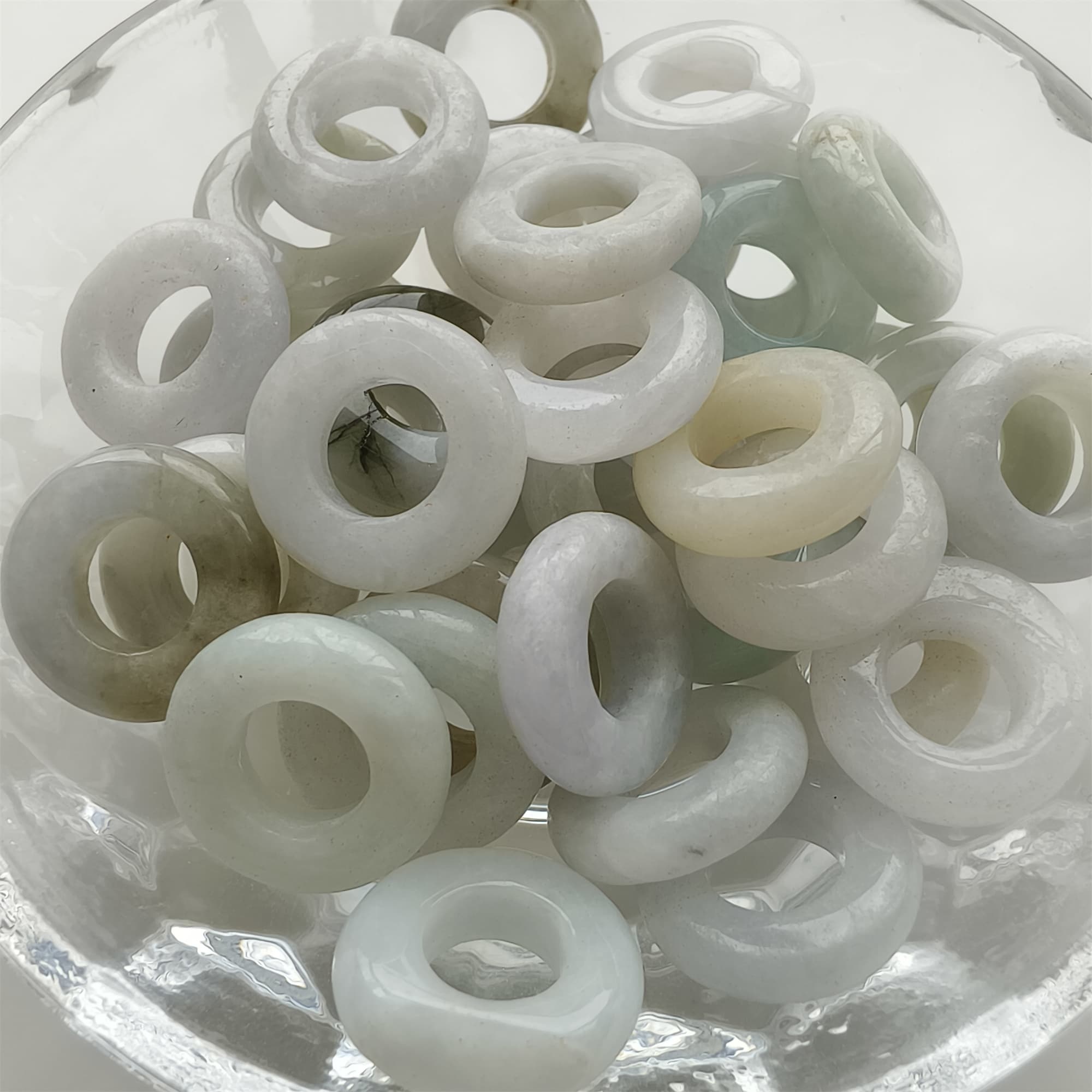 DDP 30pcs 15mm Natural Certificated Type A Green White Burmese Jadeite Donut And Ring Beads