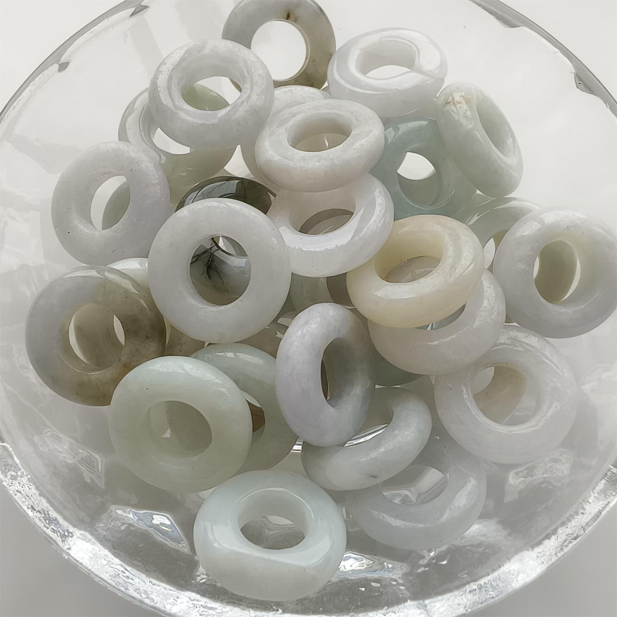 DDP 30pcs 15mm Natural Certificated Type A Green White Burmese Jadeite Donut And Ring Beads