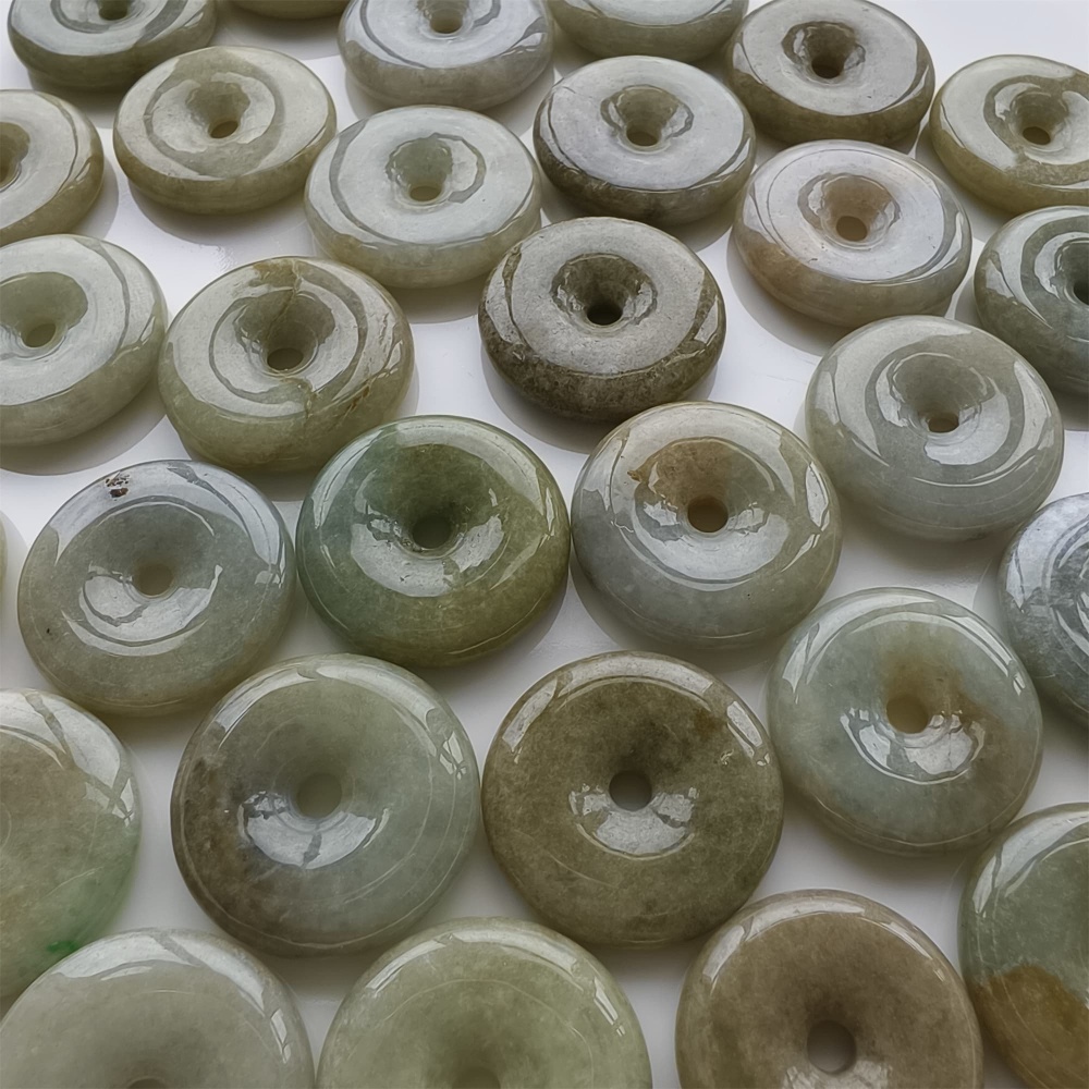 DDP 10pcs 22.5-25mm Natural Yellow Green Burmese Jadeite Safety Buckle Beads
