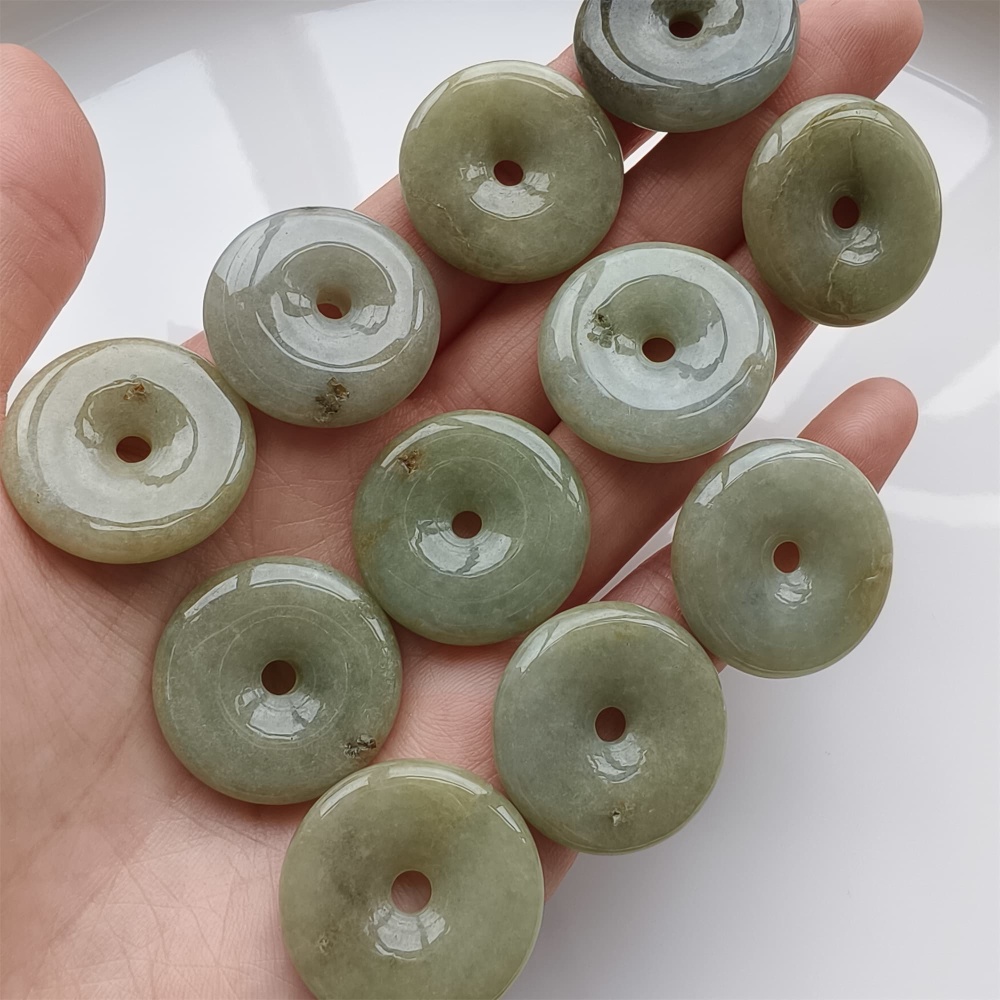 DDP 10pcs 22.5-25mm Natural Yellow Green Burmese Jadeite Safety Buckle Beads