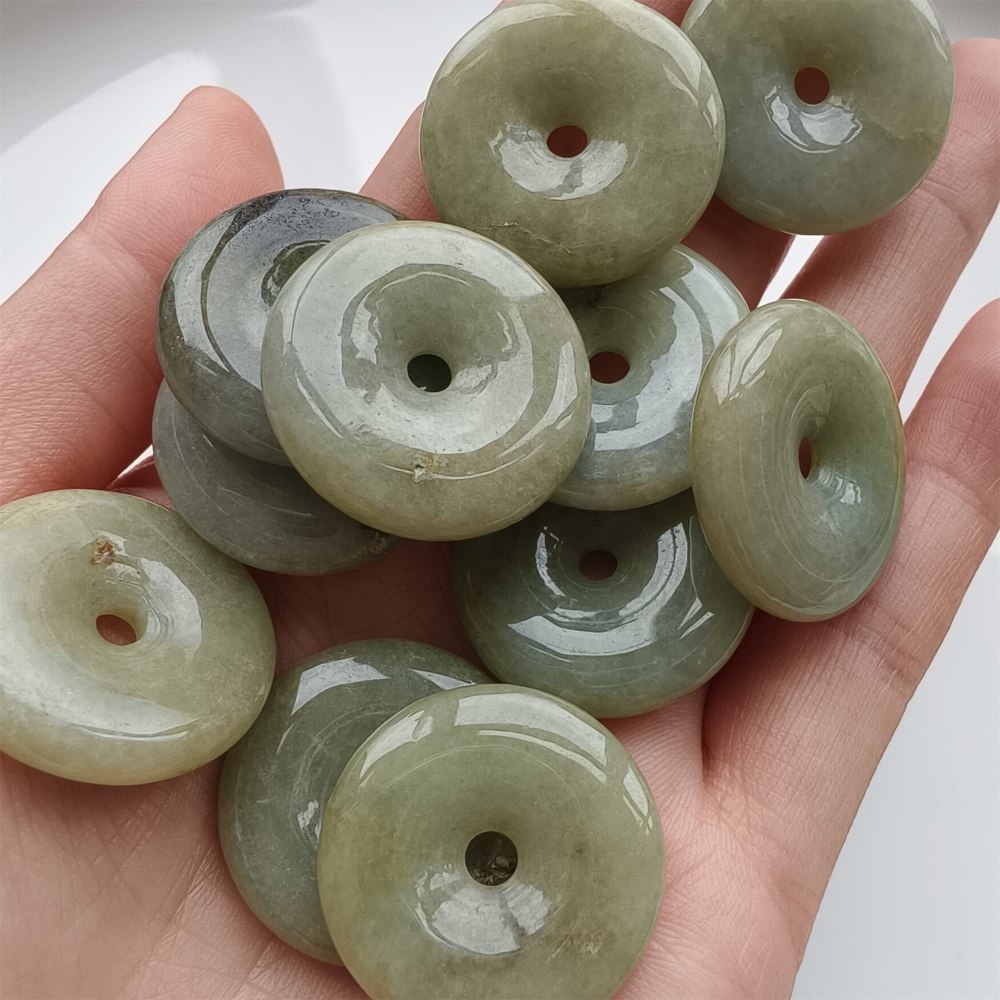 DDP 10pcs 22.5-25mm Natural Yellow Green Burmese Jadeite Safety Buckle Beads