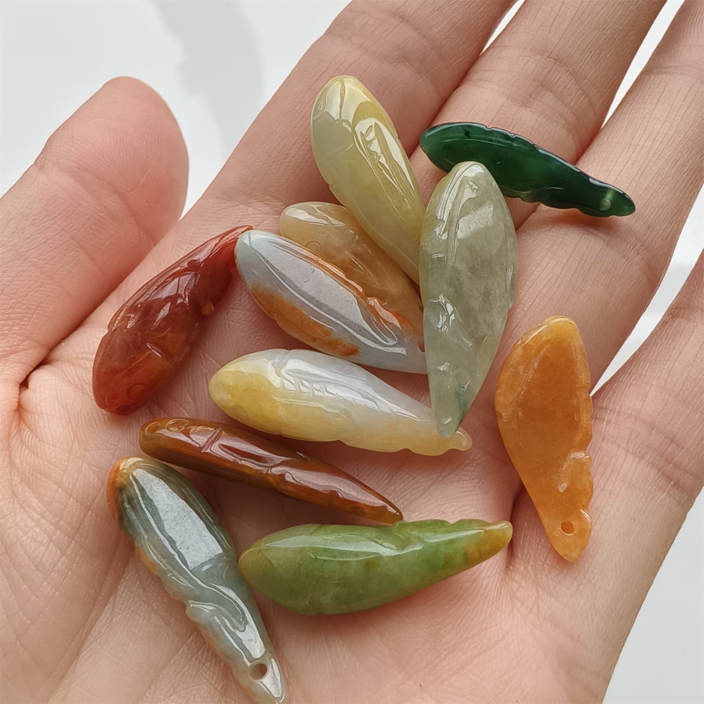 DDP 2pcs 21-28mm Natural Multi Color Burmese Jadeite Fish Beads